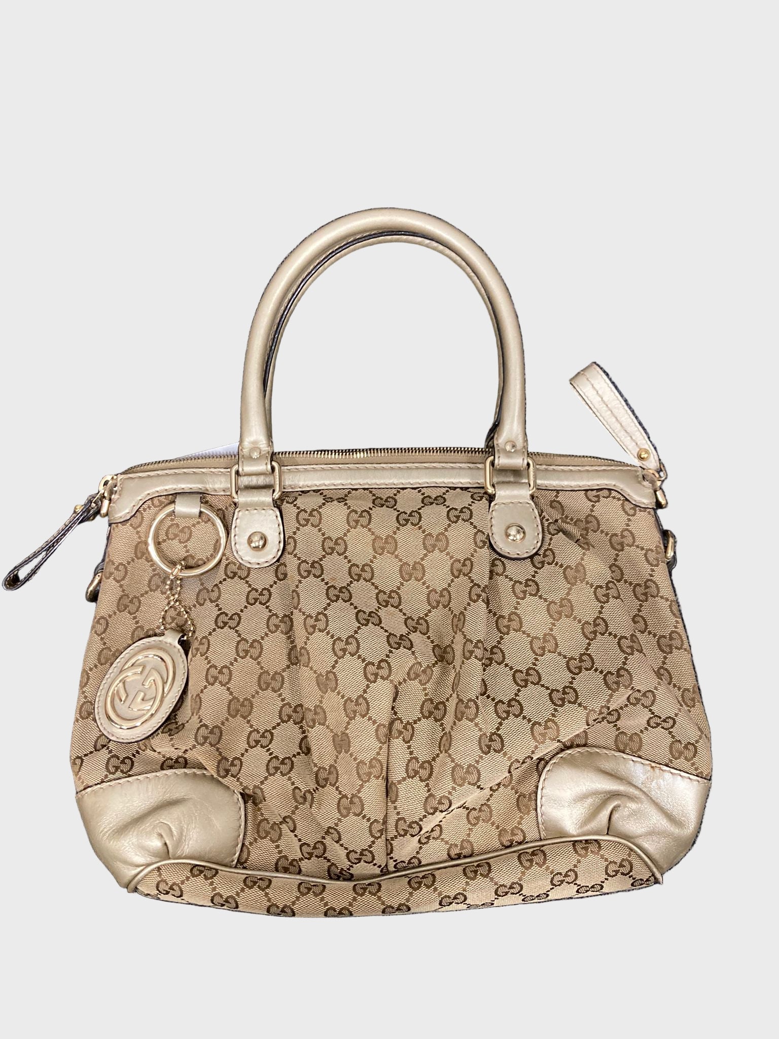 Gucci GG Canvas 2Way Bag en beige y dorado con bandolera