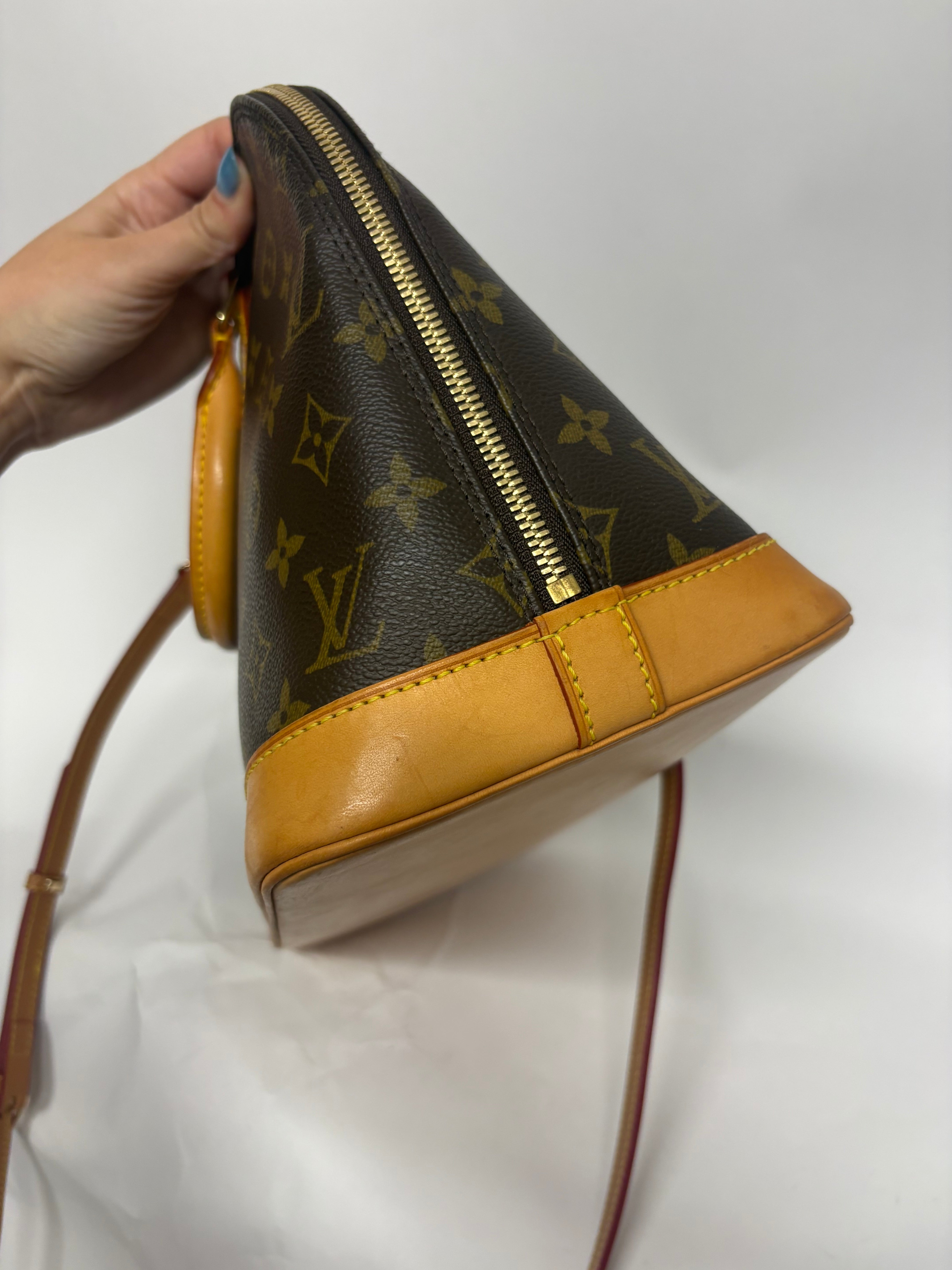 Louis Vuitton Alma PM Monogram