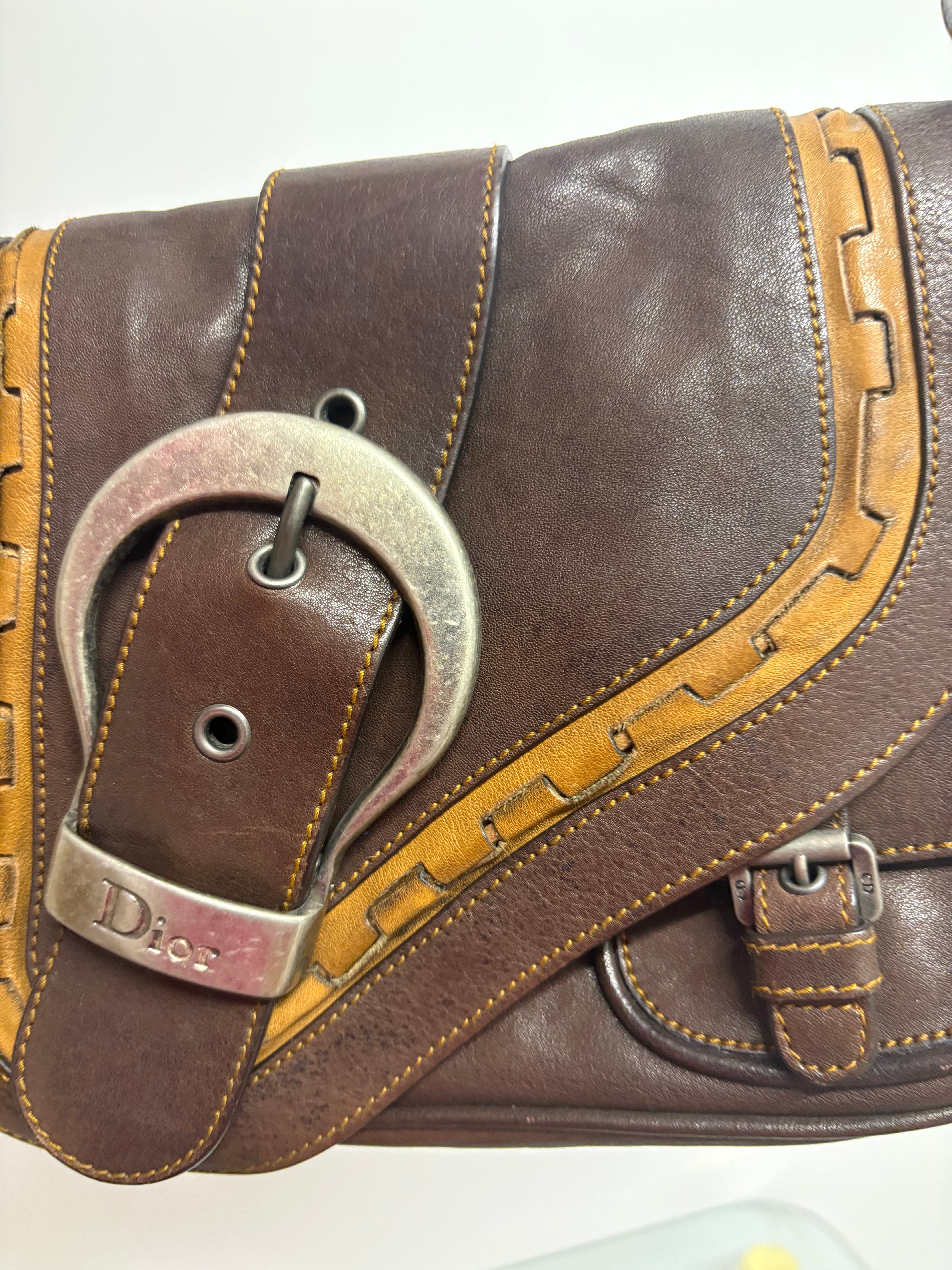 Christian Dior Gaucho Shoulder Bag Chocolate – Piel Marrón