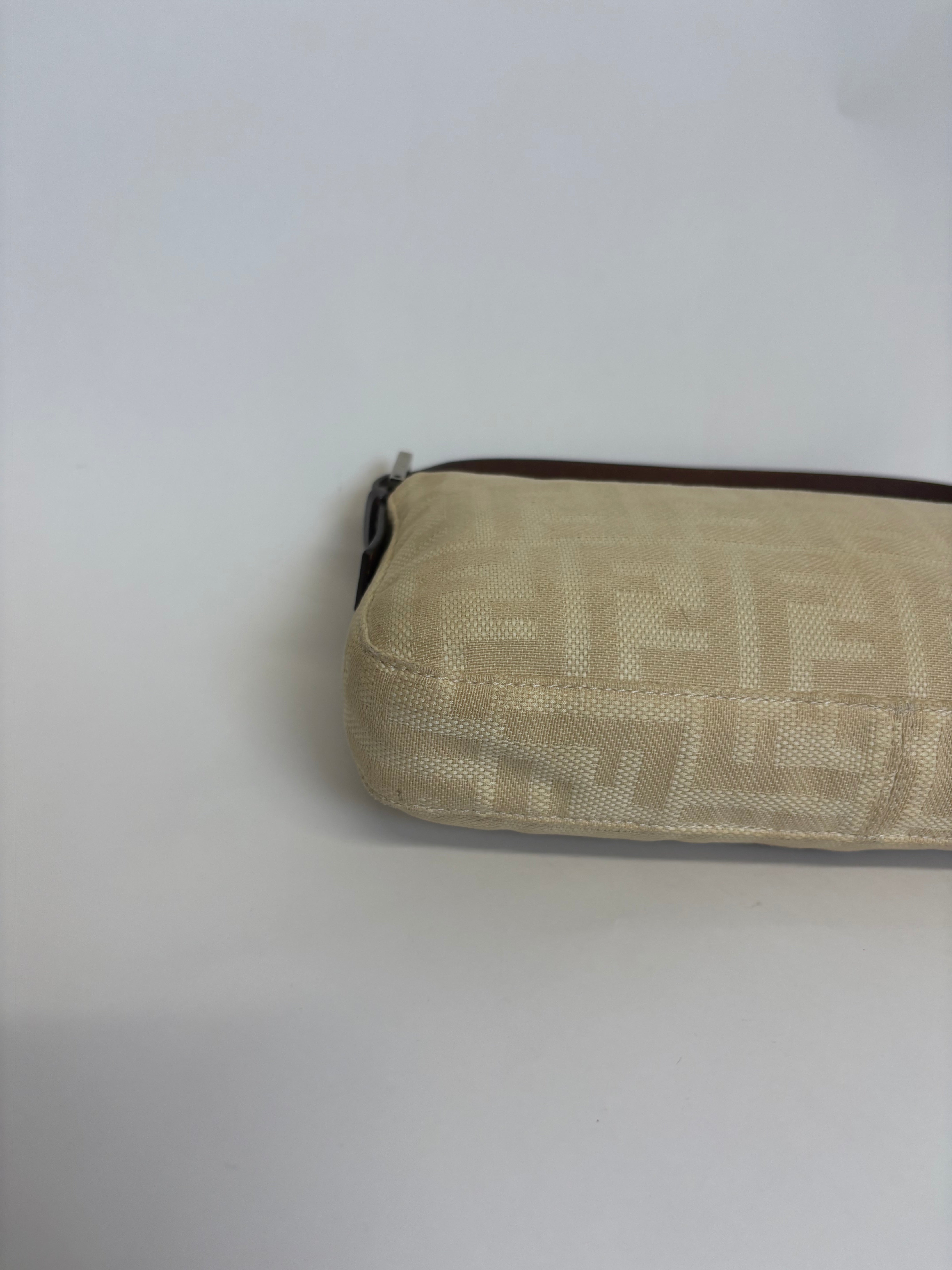 Fendi Baguette Zucca Canvas FF beige