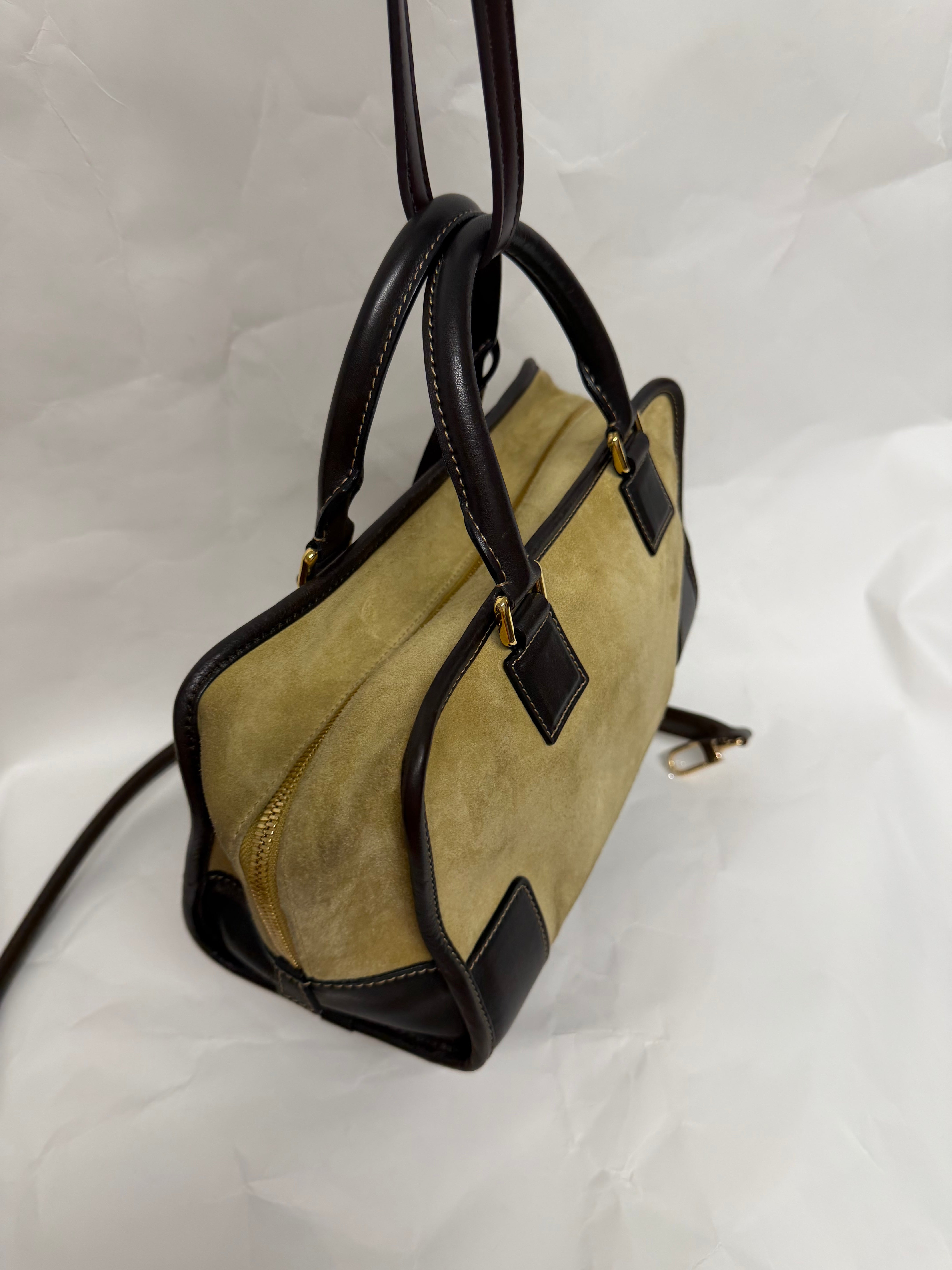 Loewe Amazona 30 ante oro marrón