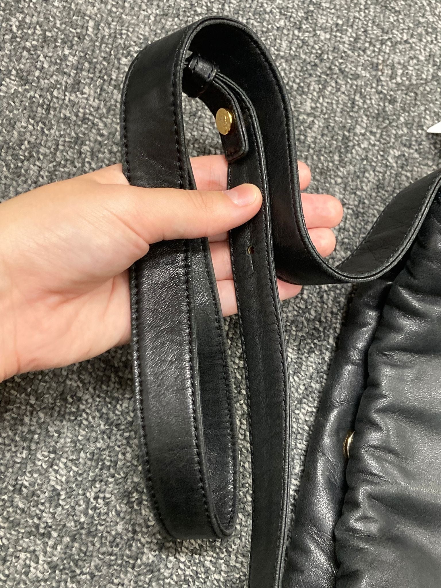 Loewe Flamenco Shoulder en piel negra pequeño