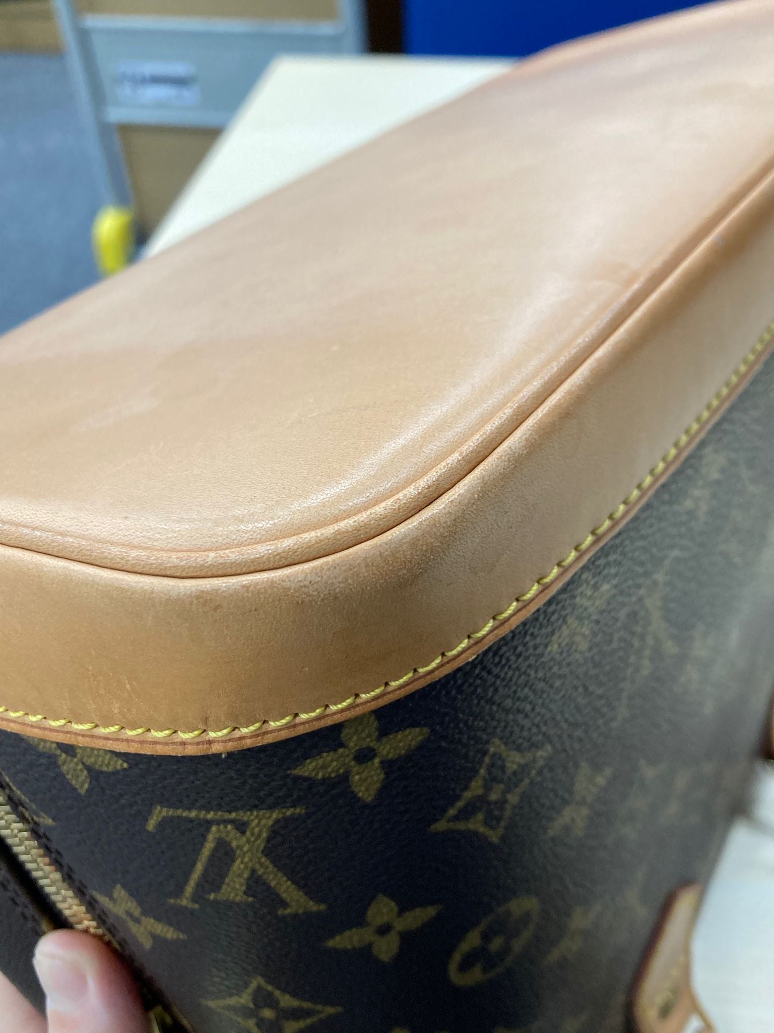 Louis Vuitton Alma MM monogram