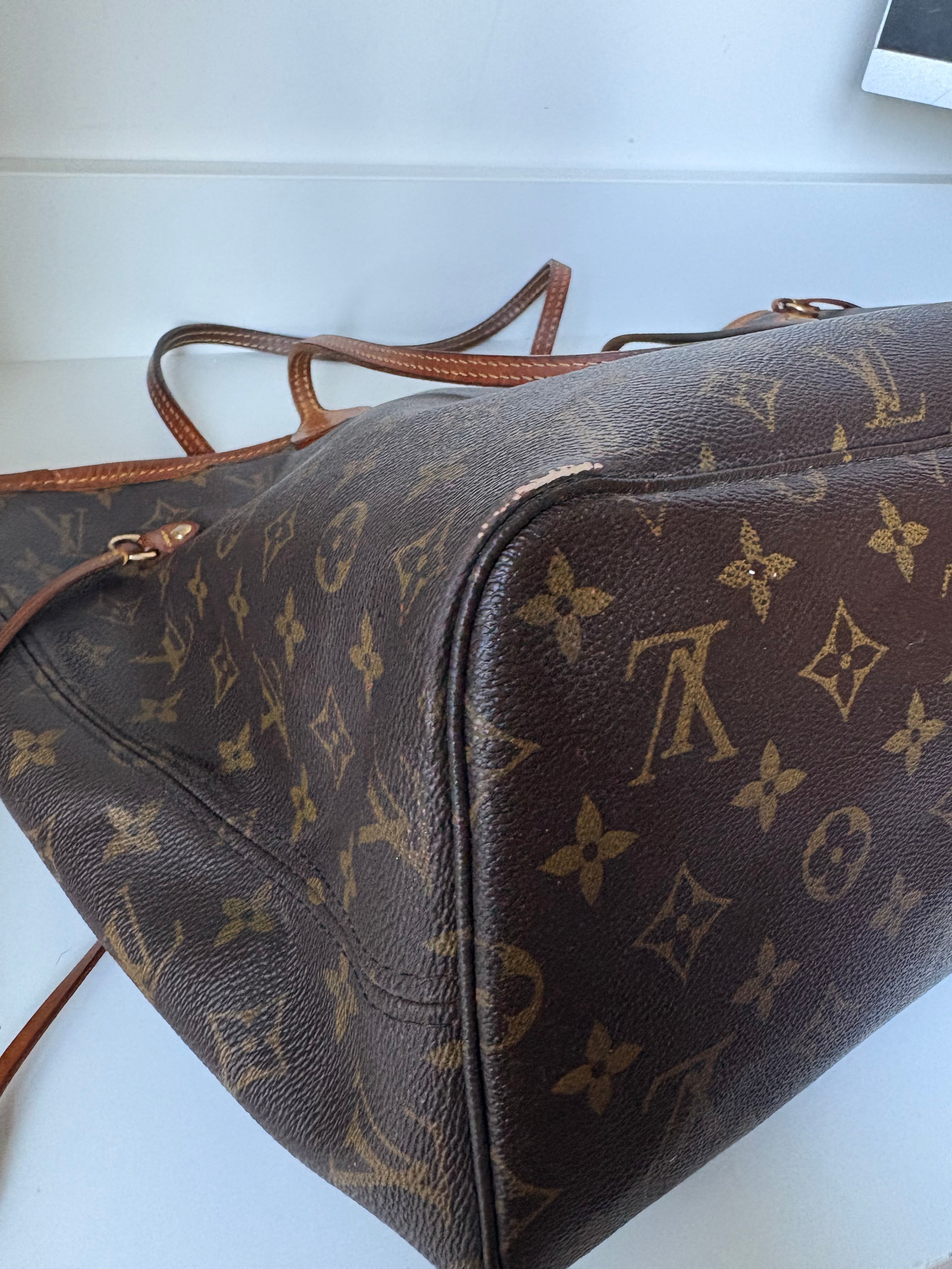 Louis Vuitton Neverfull MM Canvas Monogram
