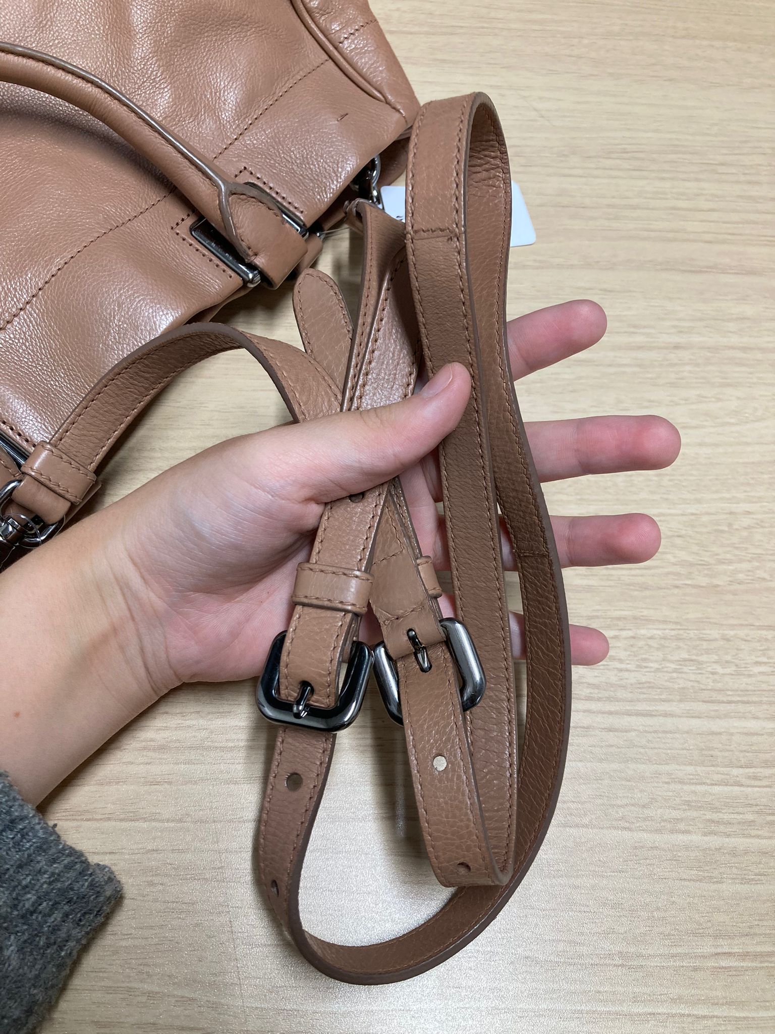 Prada Tote beige rosado con bandolera