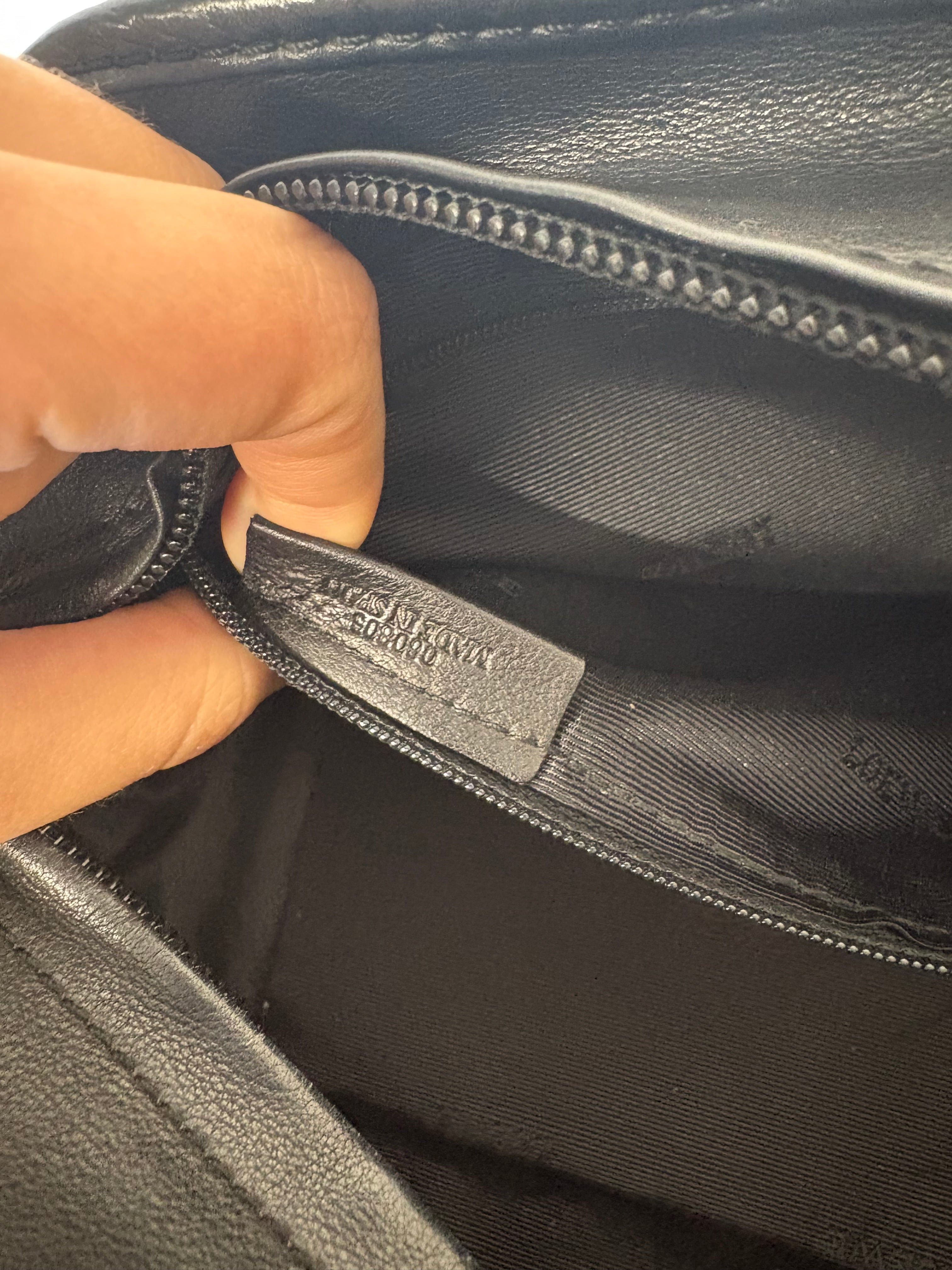 Loewe amazona 30 negro y plata con bandolera