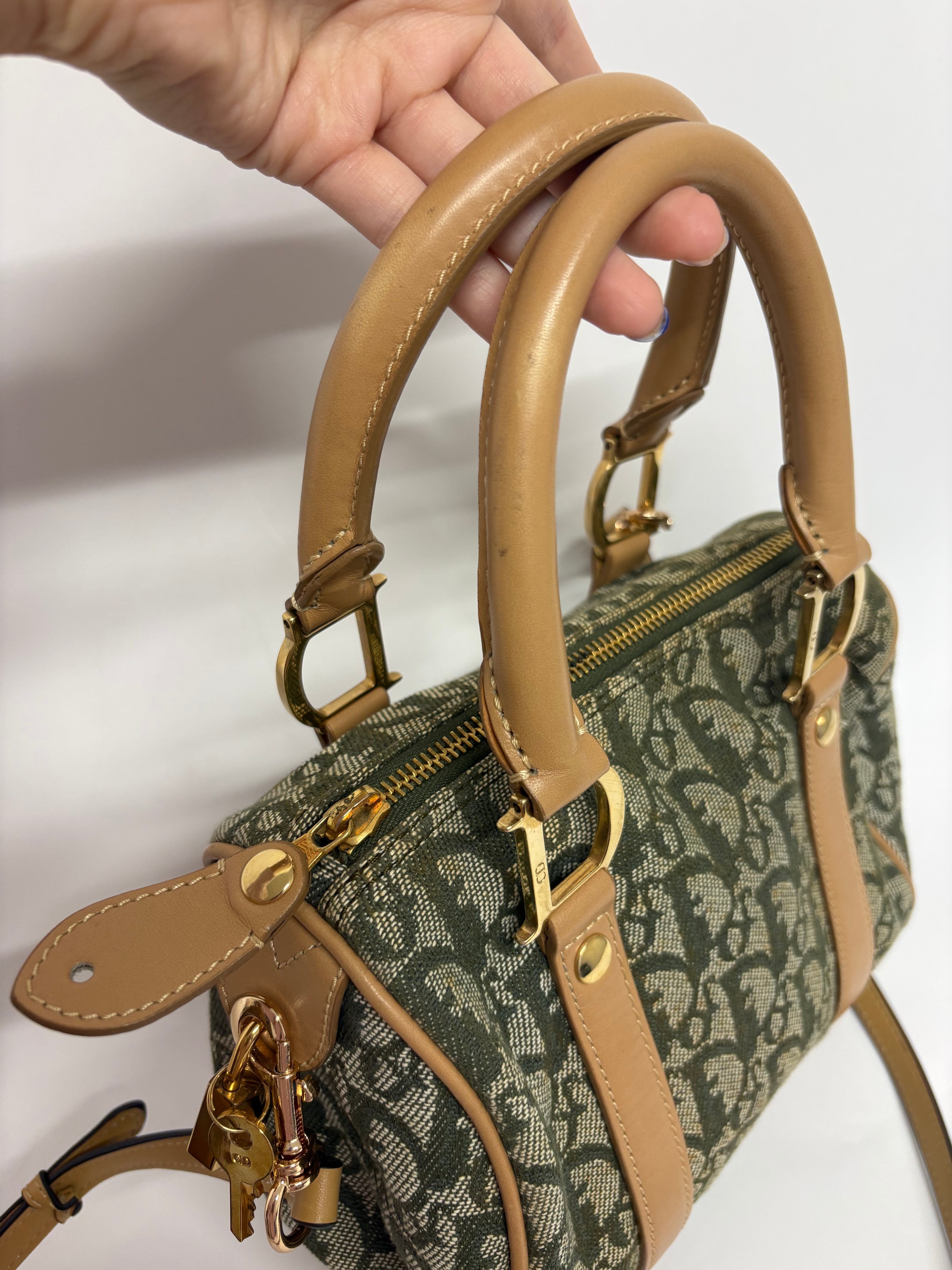 Christian Dior mini Trotter Boston Bag verde y beige con bandolera extra