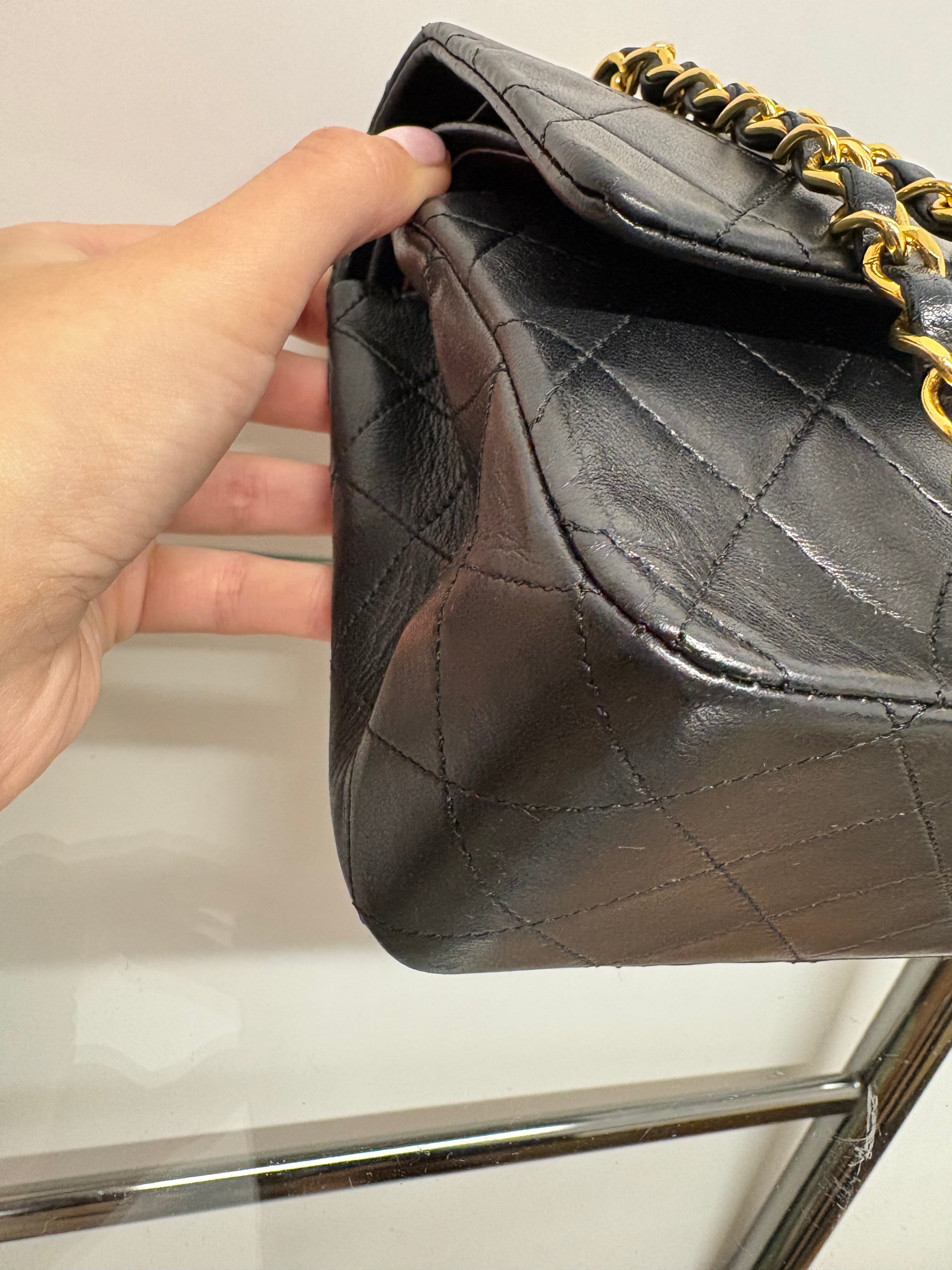 Chanel timeless 25 doble flap Matelassé Lambskin Negro · Serie 1