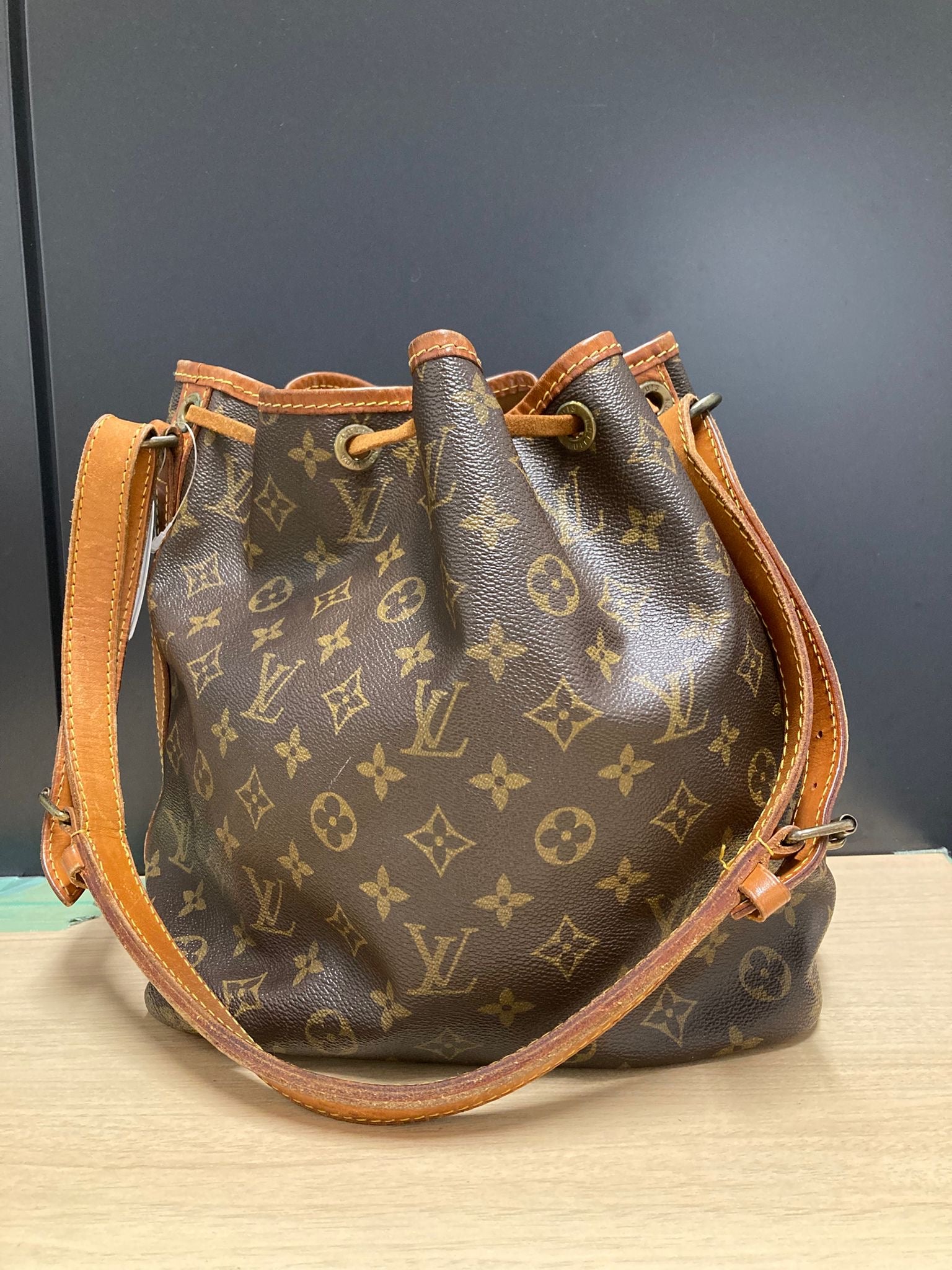 Louis Vuitton Petit noé canvas monogram