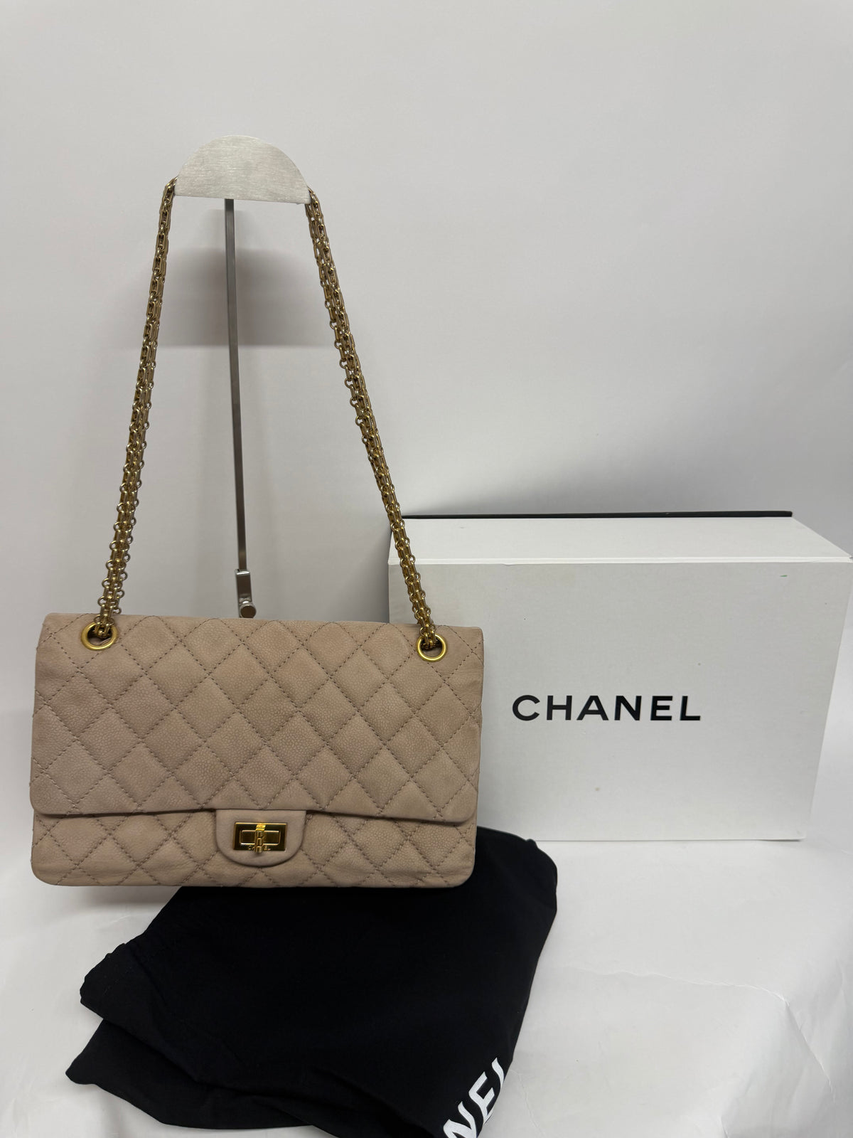 Chanel Reissue 2.55 Double Flap 227 Piel Caviar Nobuk Beige · Serie 17