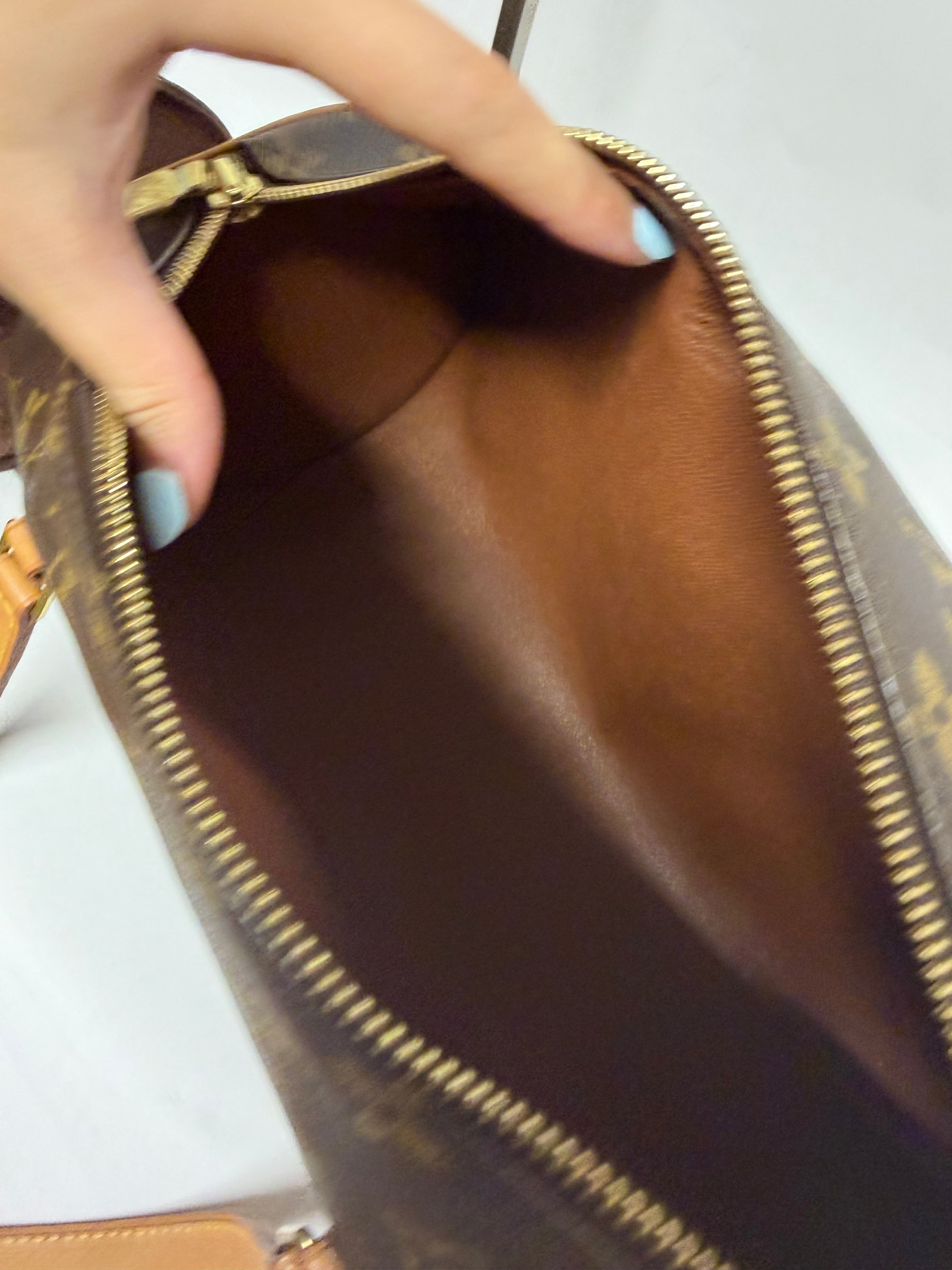 Louis Vuitton Papillon 30 Monogram con pouch