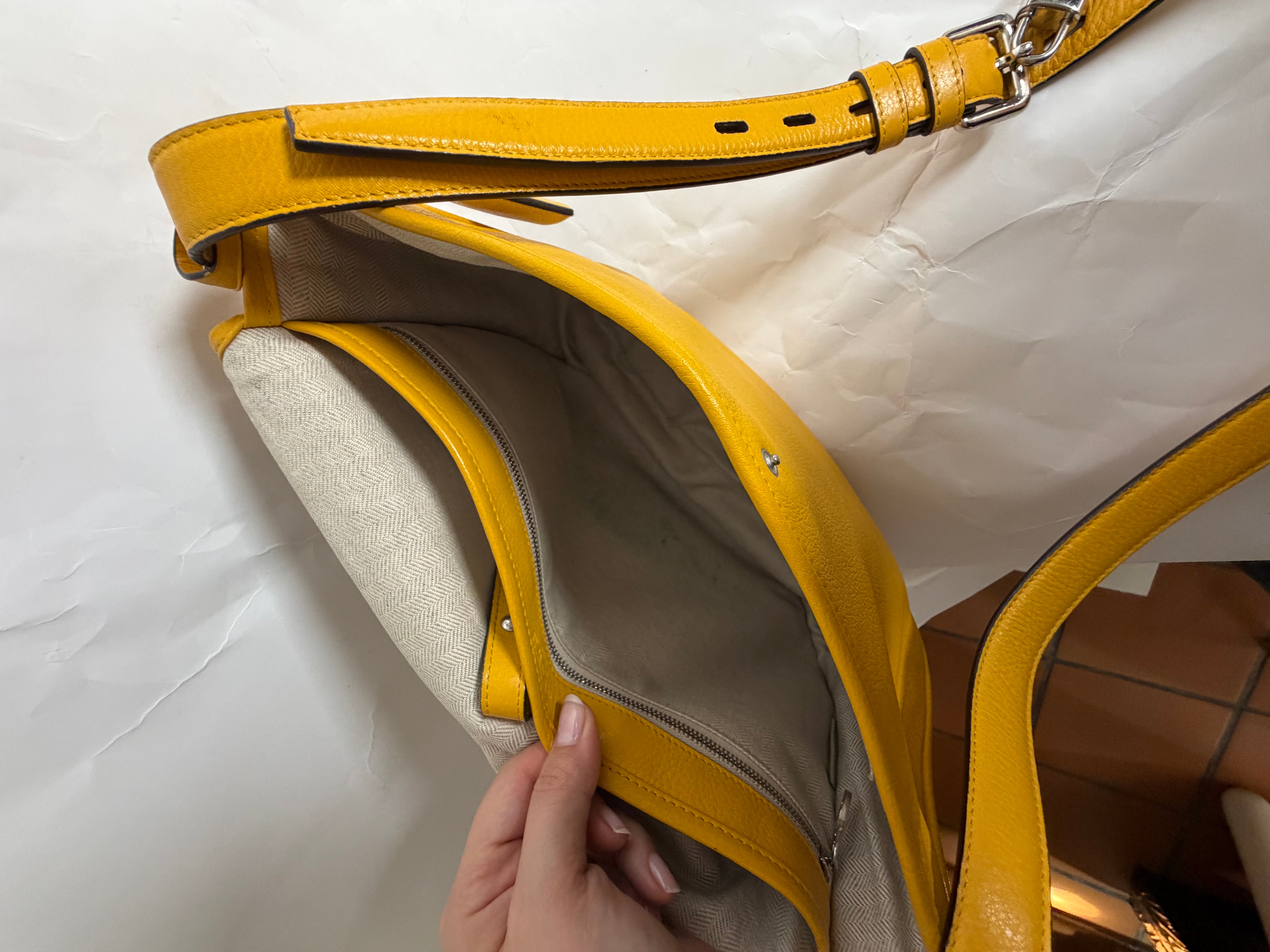 Loewe heritage grande Amarillo