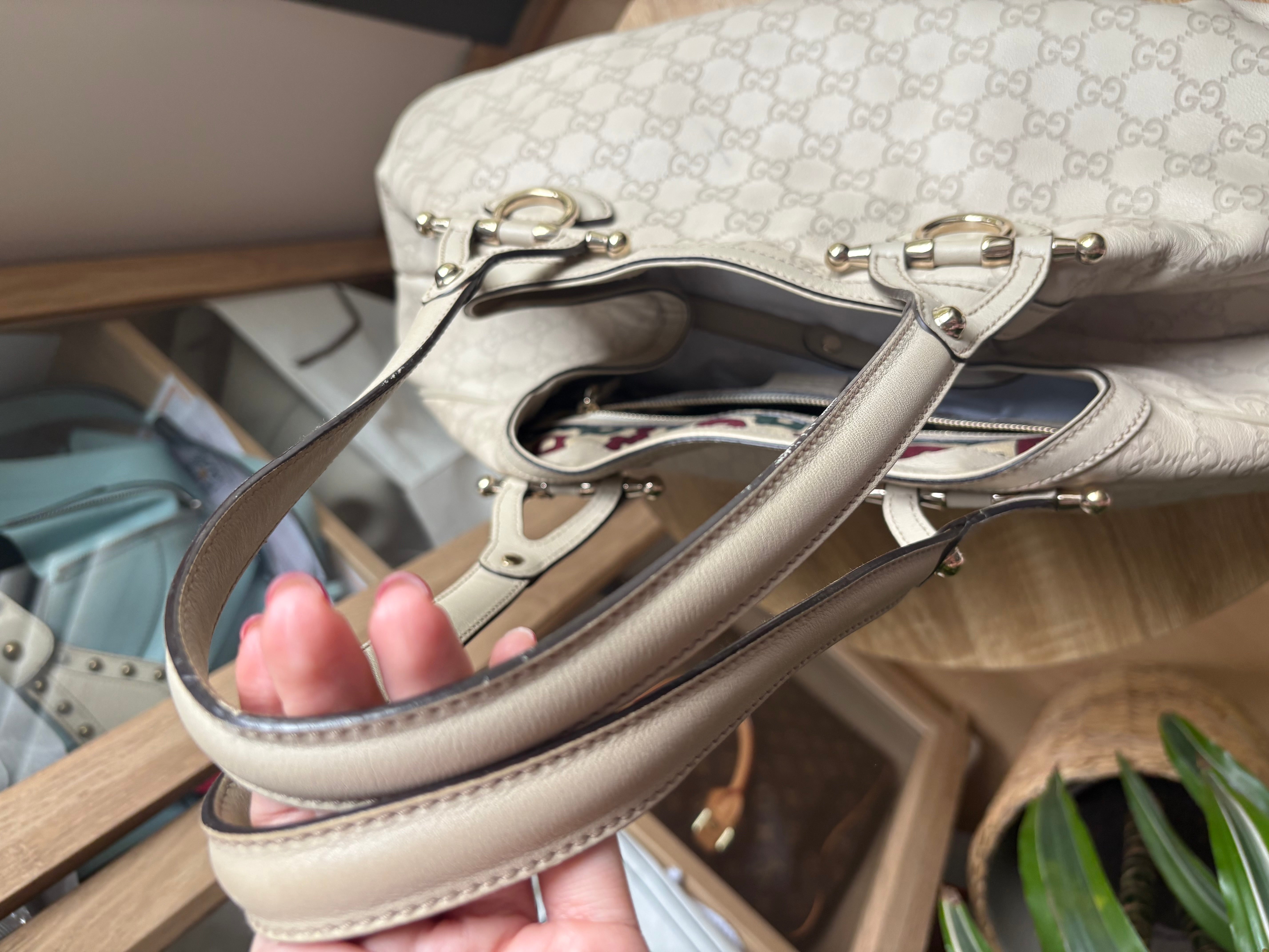 Gucci Pelham en piel Guccissima blanca