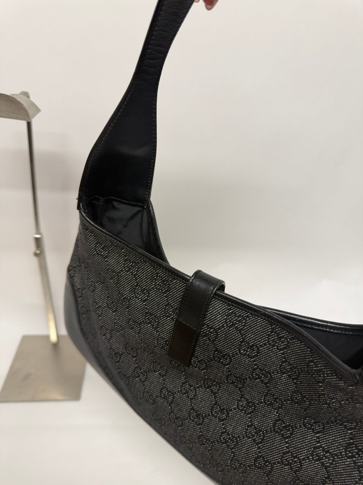 Gucci Jackie Mediano GG Negro Herrajes Plateados