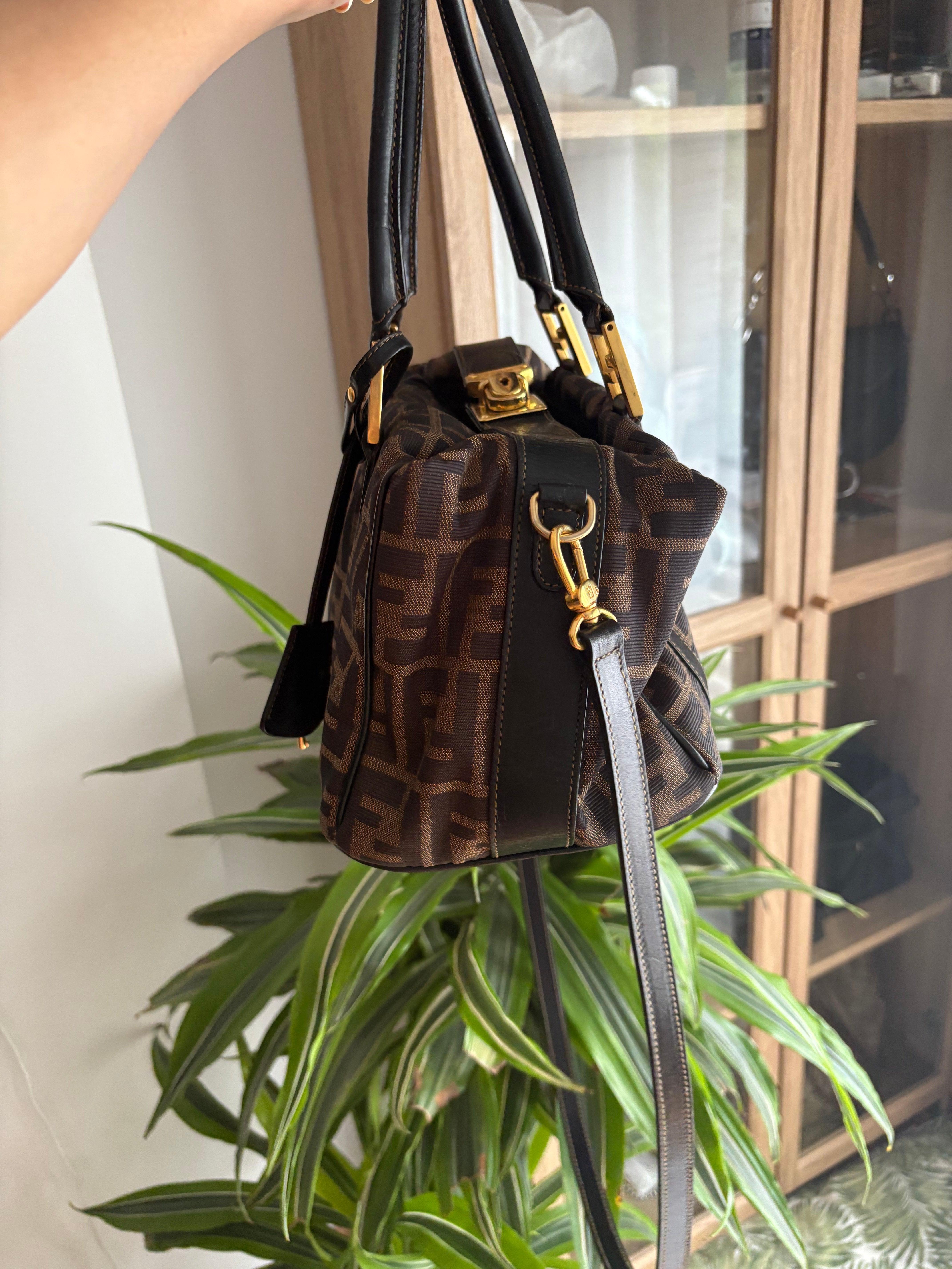 Fendi Zucca 2 way bandolera