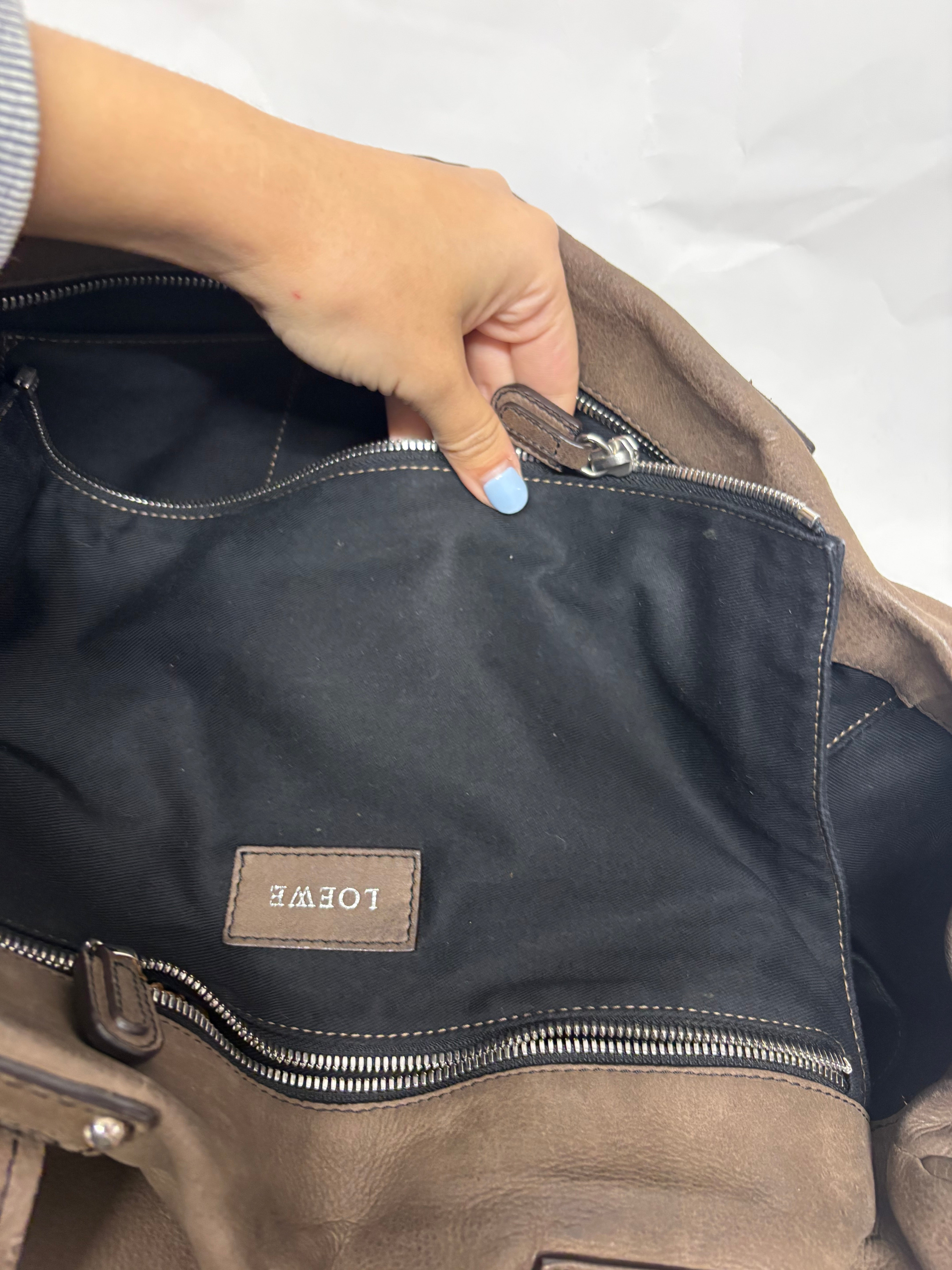 Loewe Tote Grande Piel Taupe Anagram con correa borlas extra