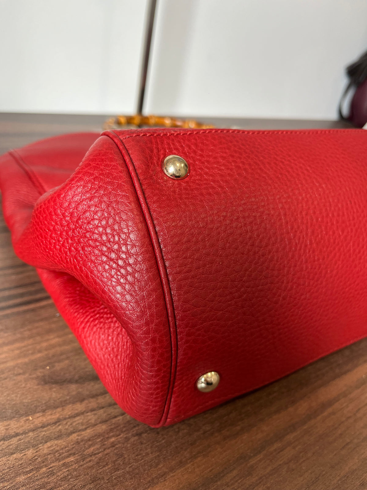 Gucci Bamboo Shopper Grande Piel Roja · con Charm y Bandolera de Regalo