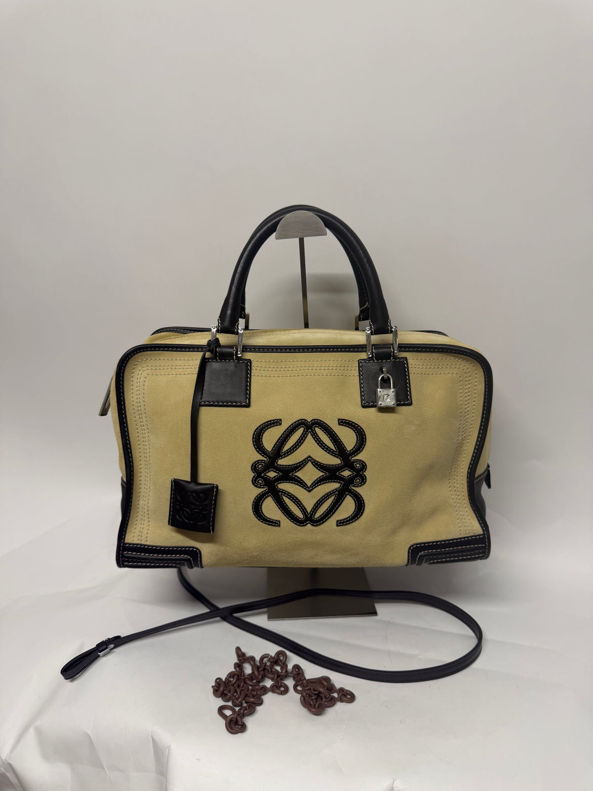 Loewe Amazona 36 Ante oro Beige y Piel Marrón Oscuro
