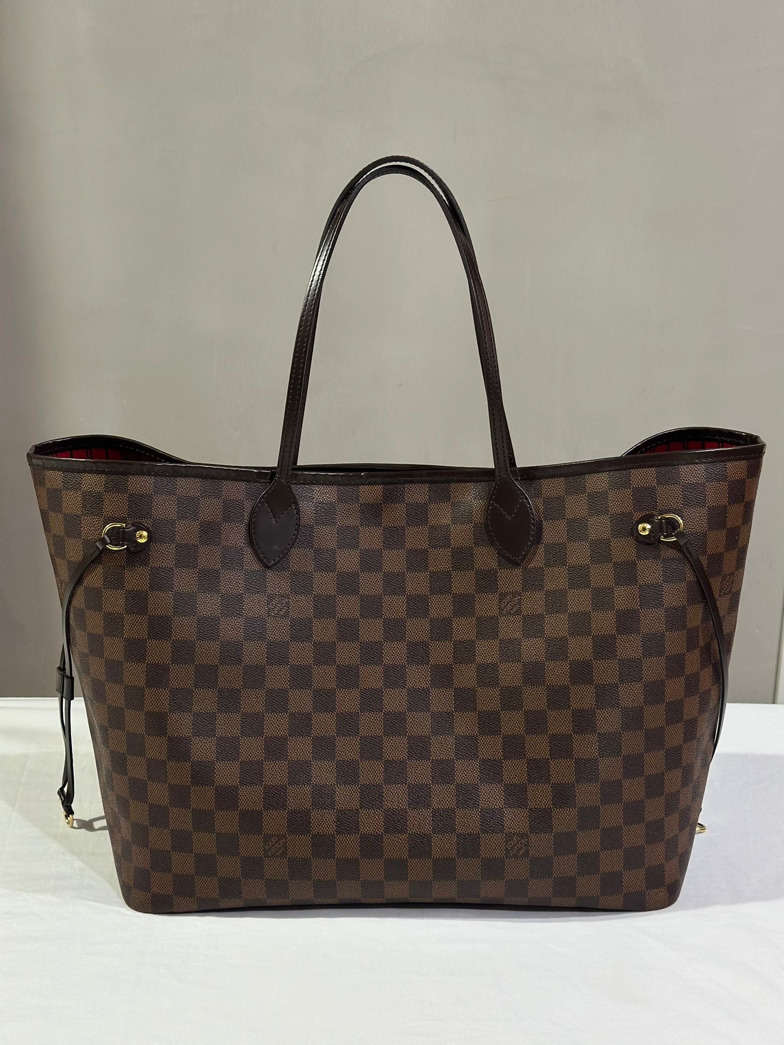 El Louis Vuitton Neverfull GM Damier Ebene