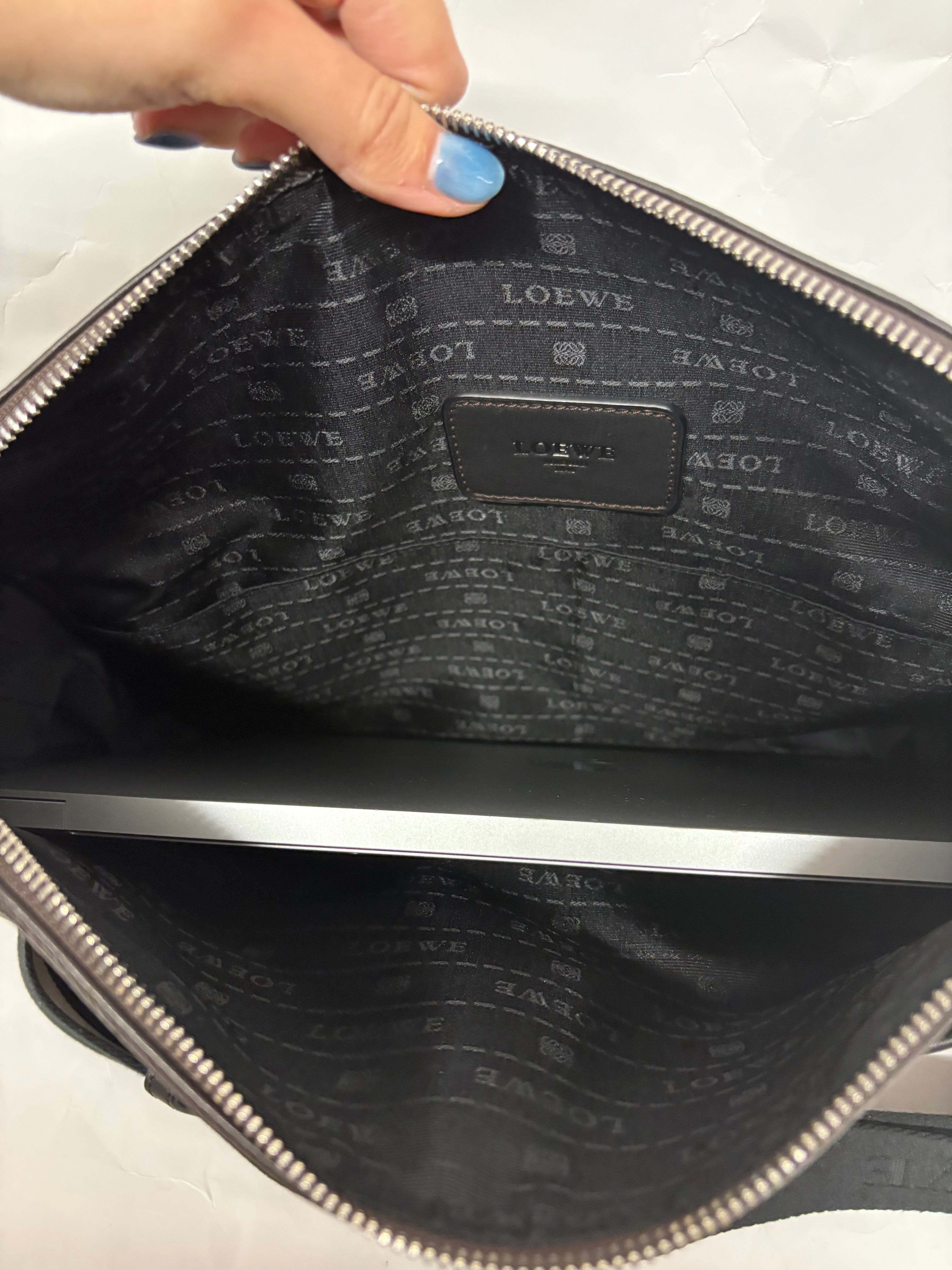 Loewe Messenger Goya Bag unisex marrón y negra