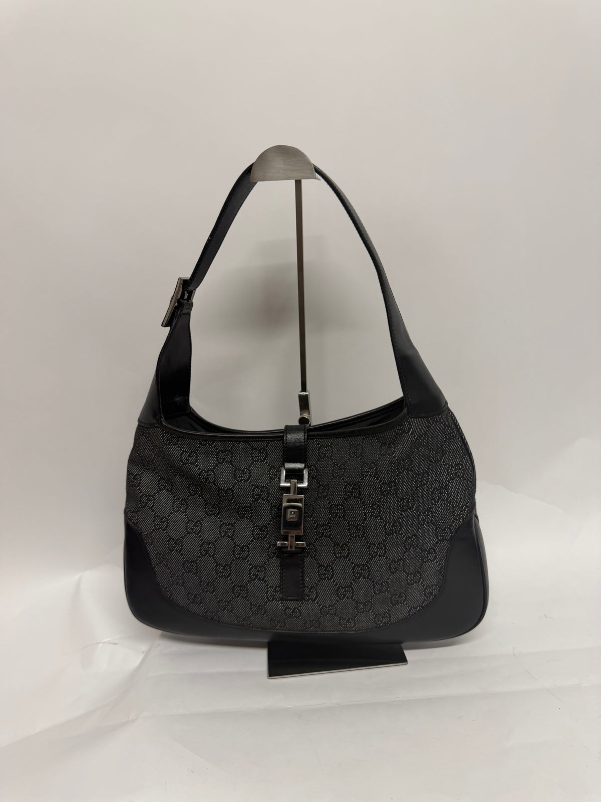 Gucci Jackie Mediano GG Negro Herrajes Plateados