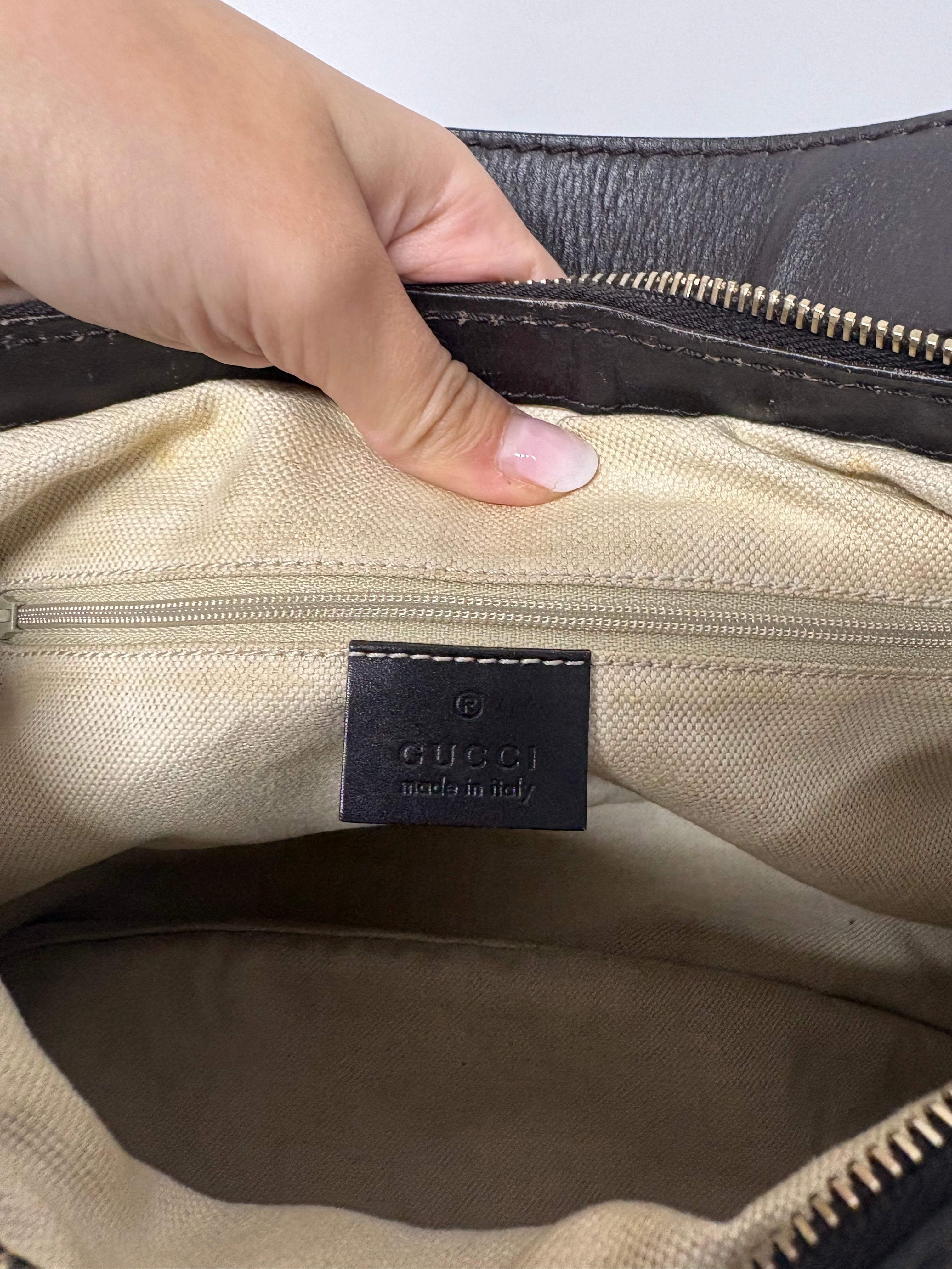 Gucci Sukey GG Canvas Hobo XL – Beige y Piel Marrón Oscura