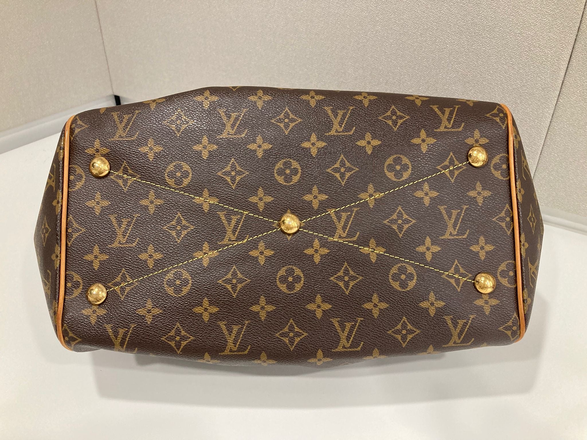 Louis Vuitton Tivoli GM Monogram