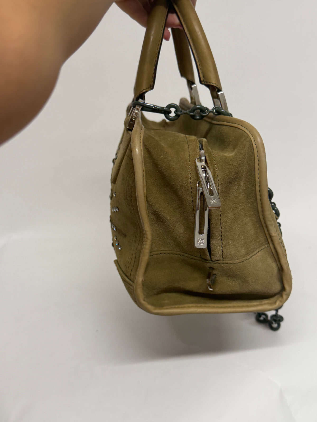 Loewe Amazona 28 Ante Caqui con Cristales de Swarovski · Herrajes Plata