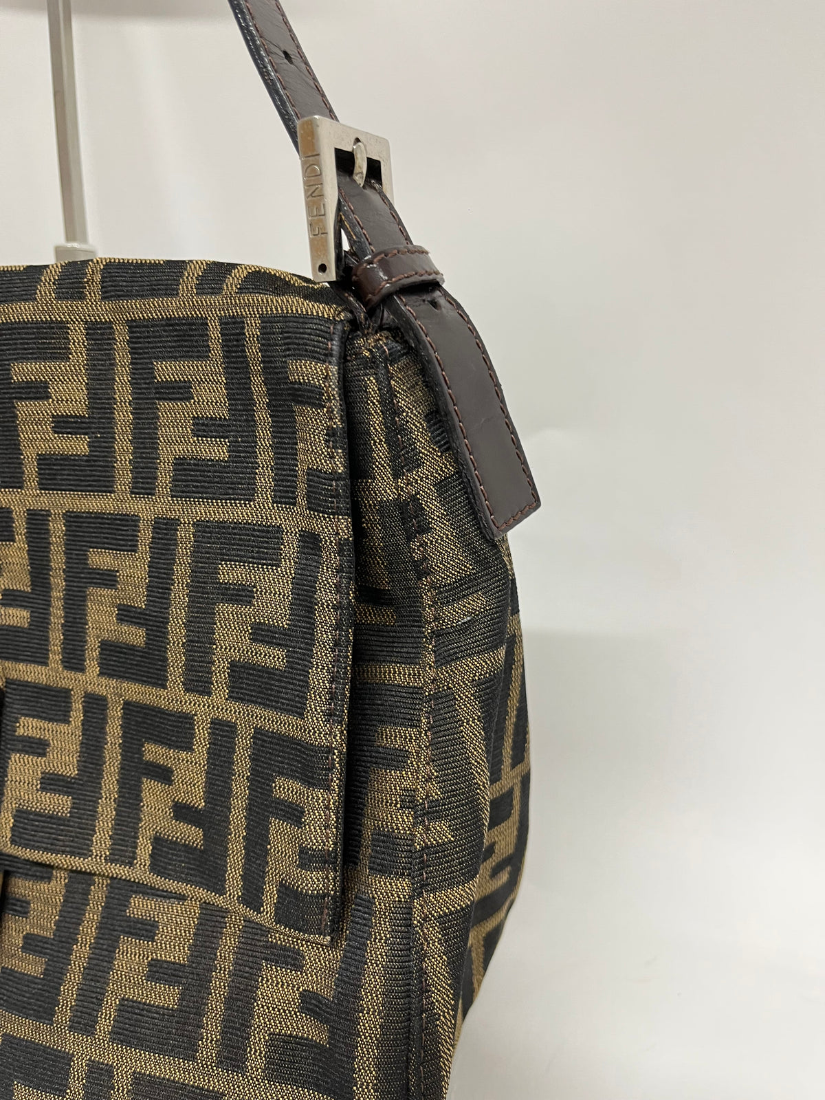 Fendi Mamma Baguette Lona Zucca y Piel Marrón