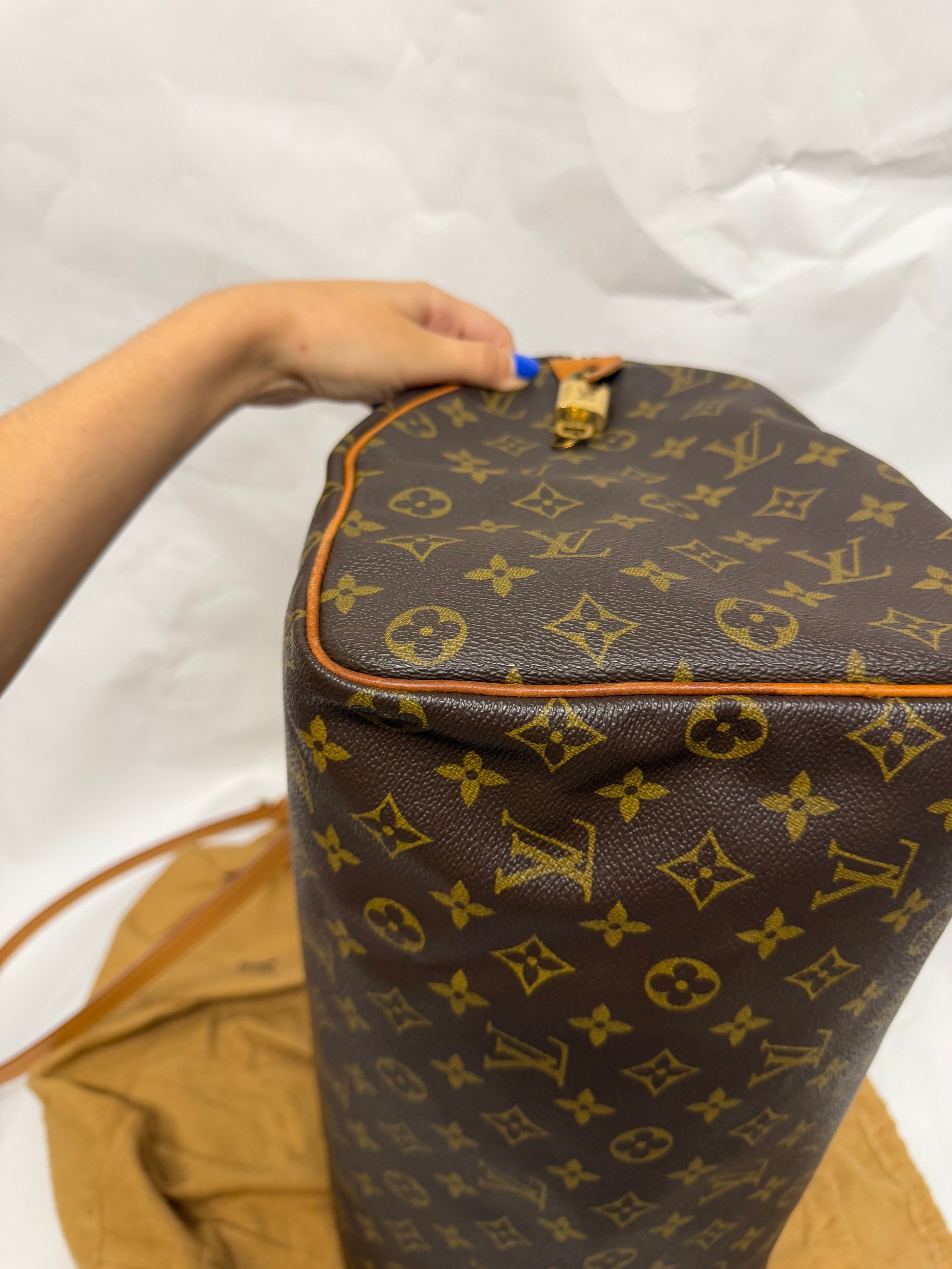 Louis Vuitton Speedy 40 | Monogram