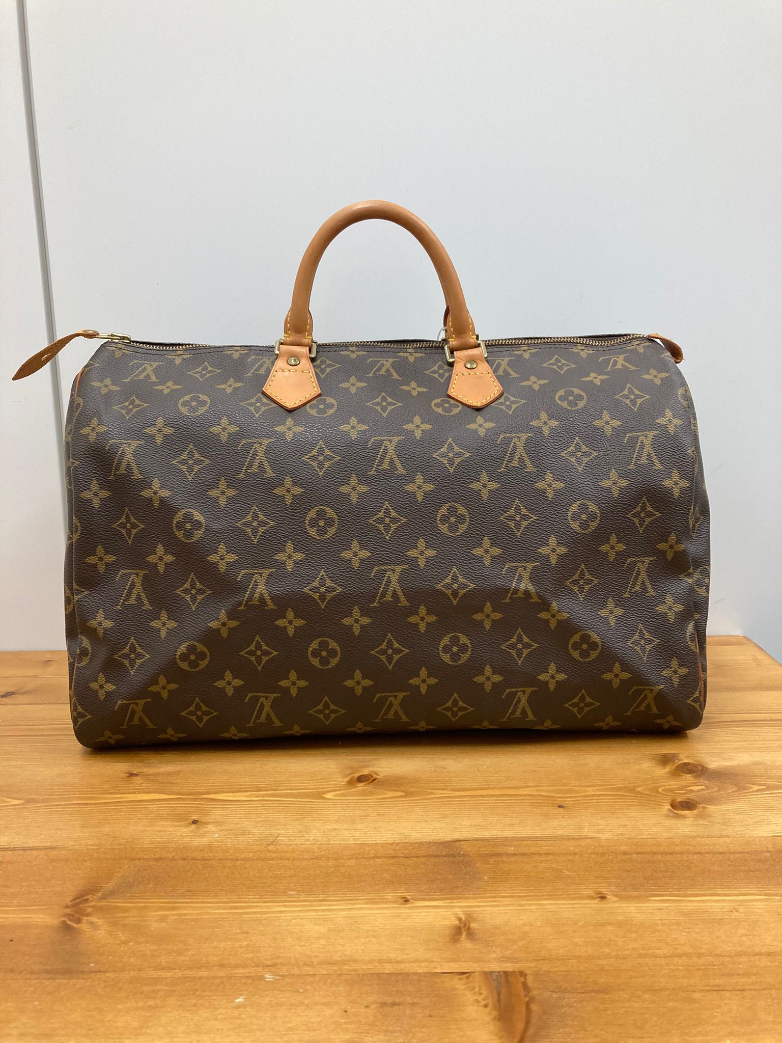 Louis Vuitton speedy 40 canvas monogram