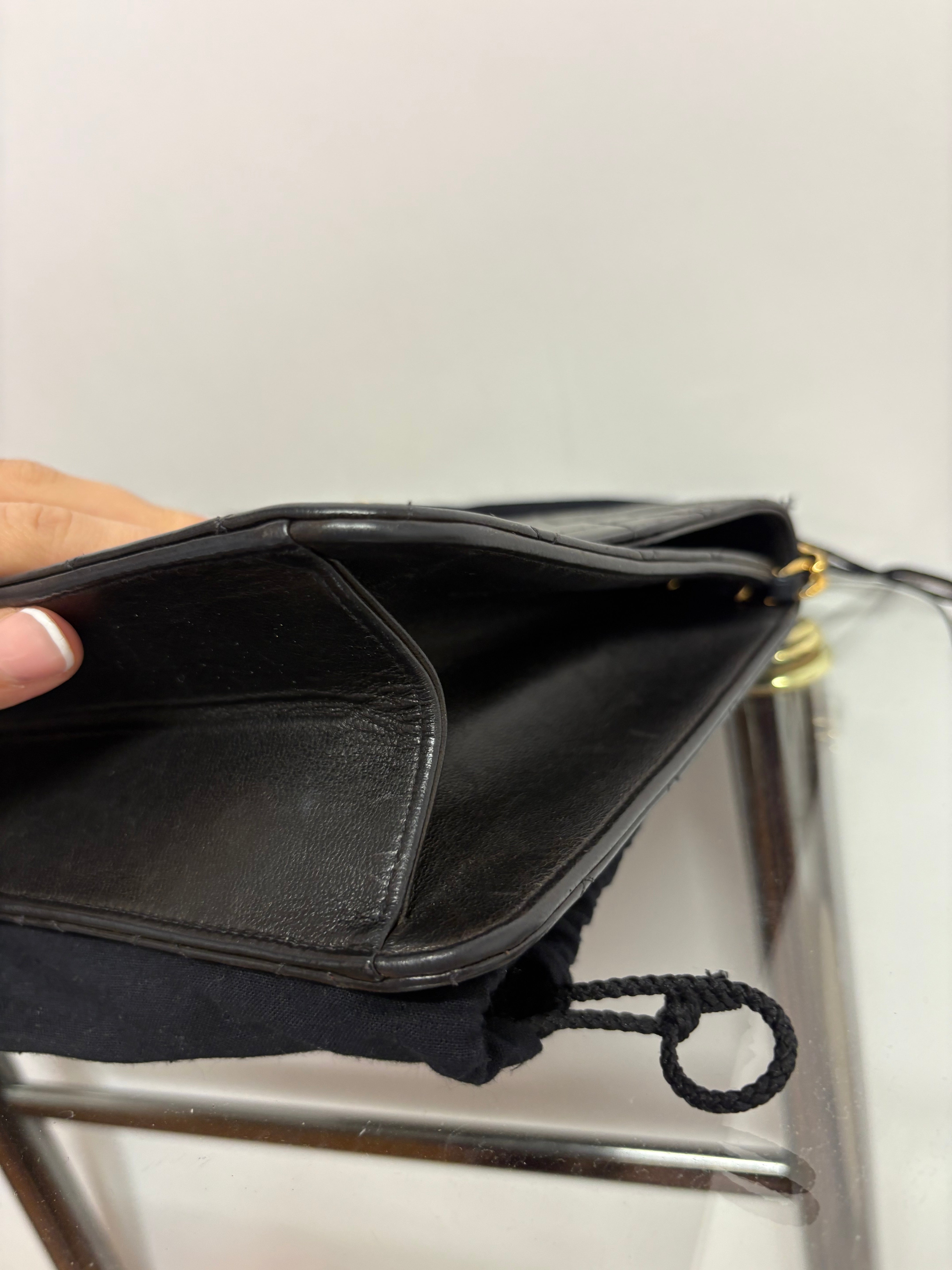 CHANEL Single Flap Negro Vintage Serie 5 – Año 1997–1999