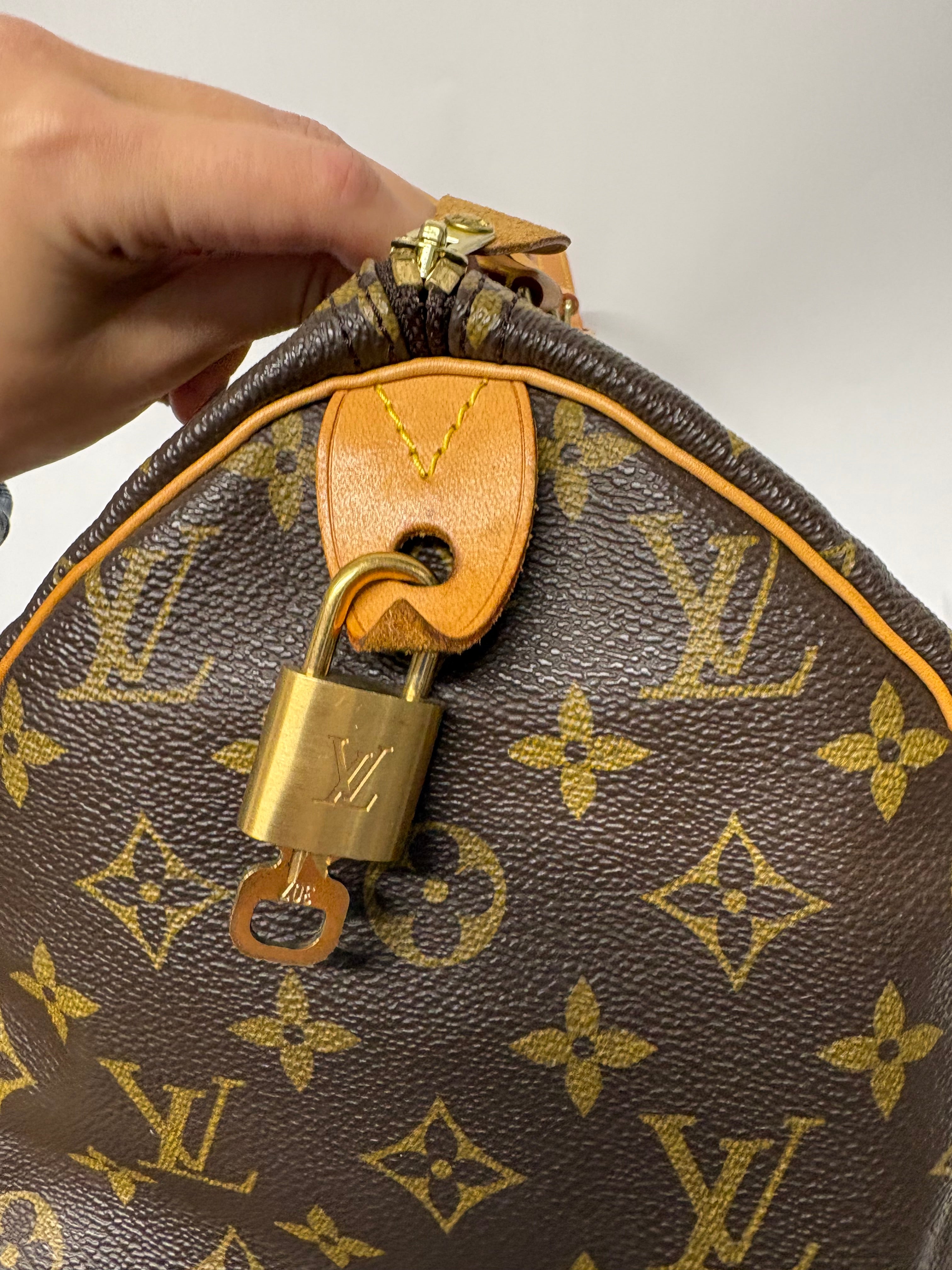 Louis Vuitton Speedy 30 Monogram con bandolera extra SP0938