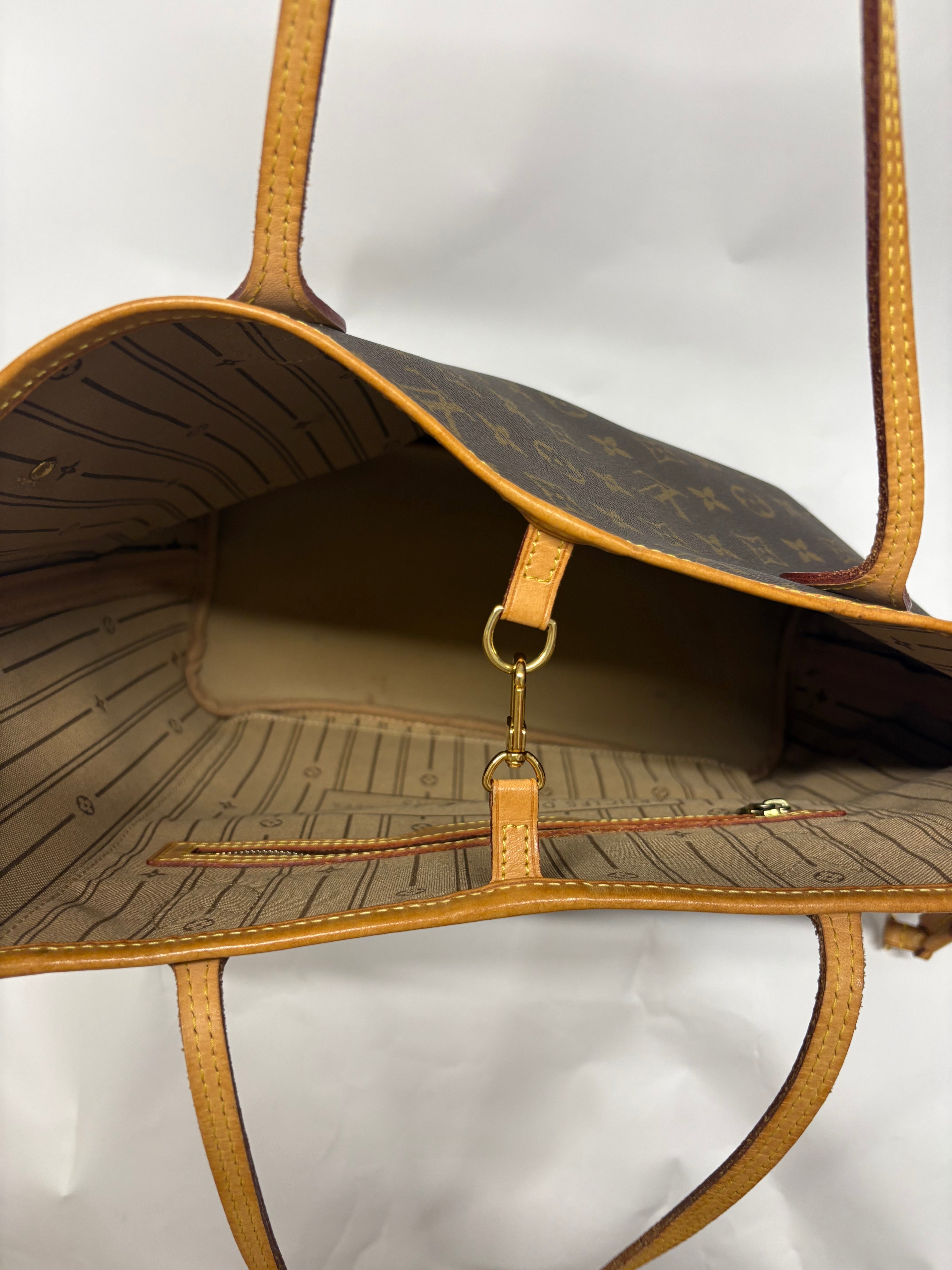 Louis Vuitton Neverfull MM Monogram y Beige