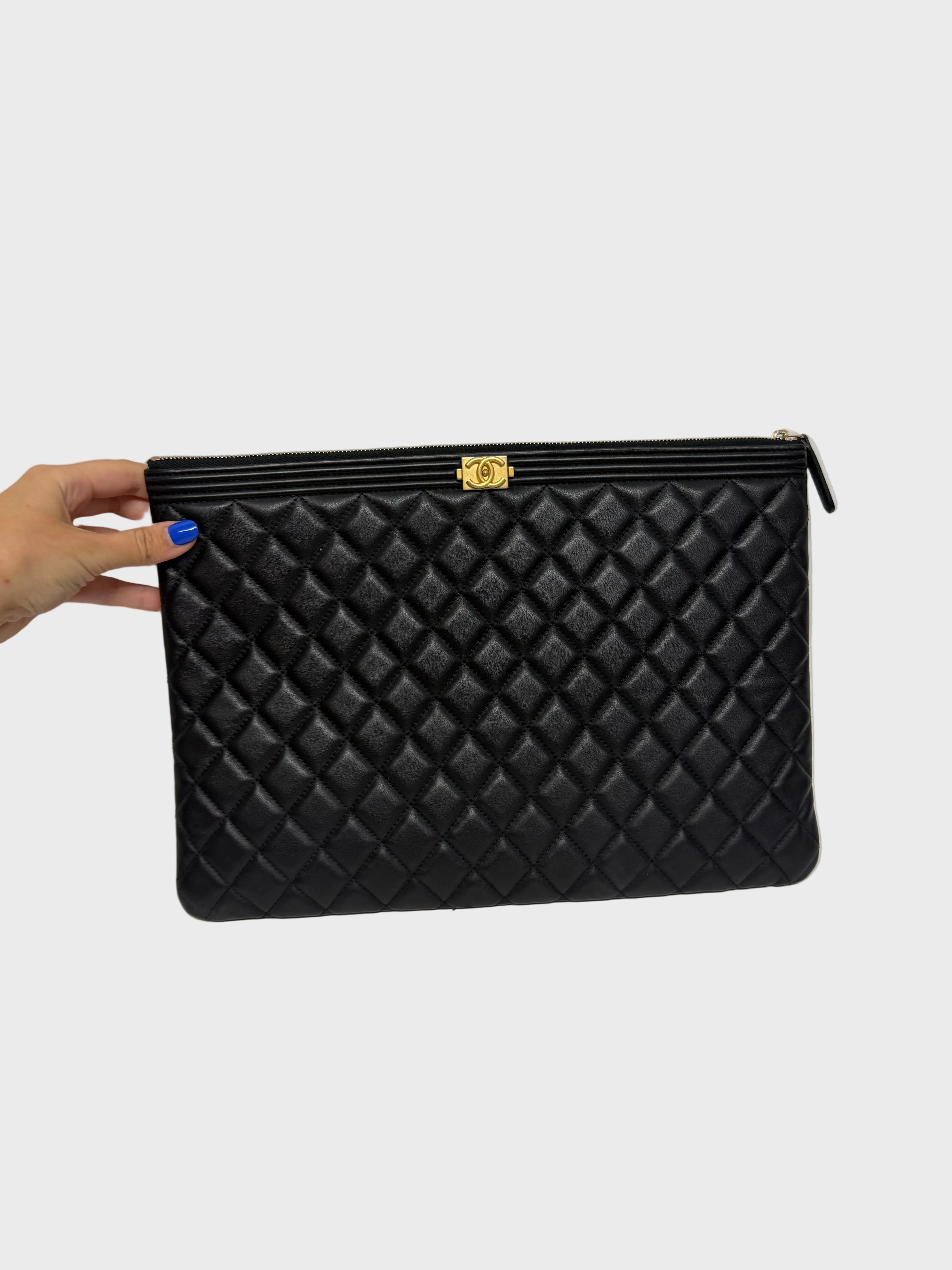 Chanel Boy O-Case Large | Lambskin Negro Gold