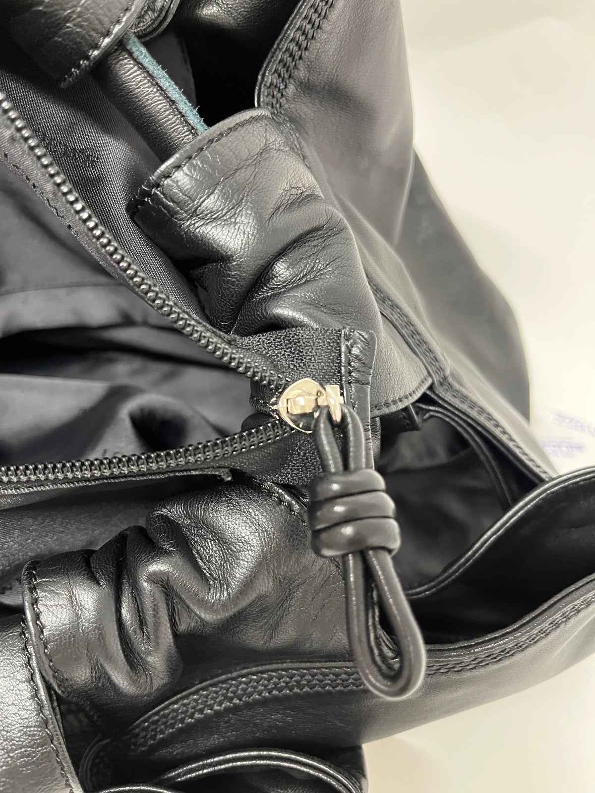 Loewe Aire Grande Piel Nappa Negra