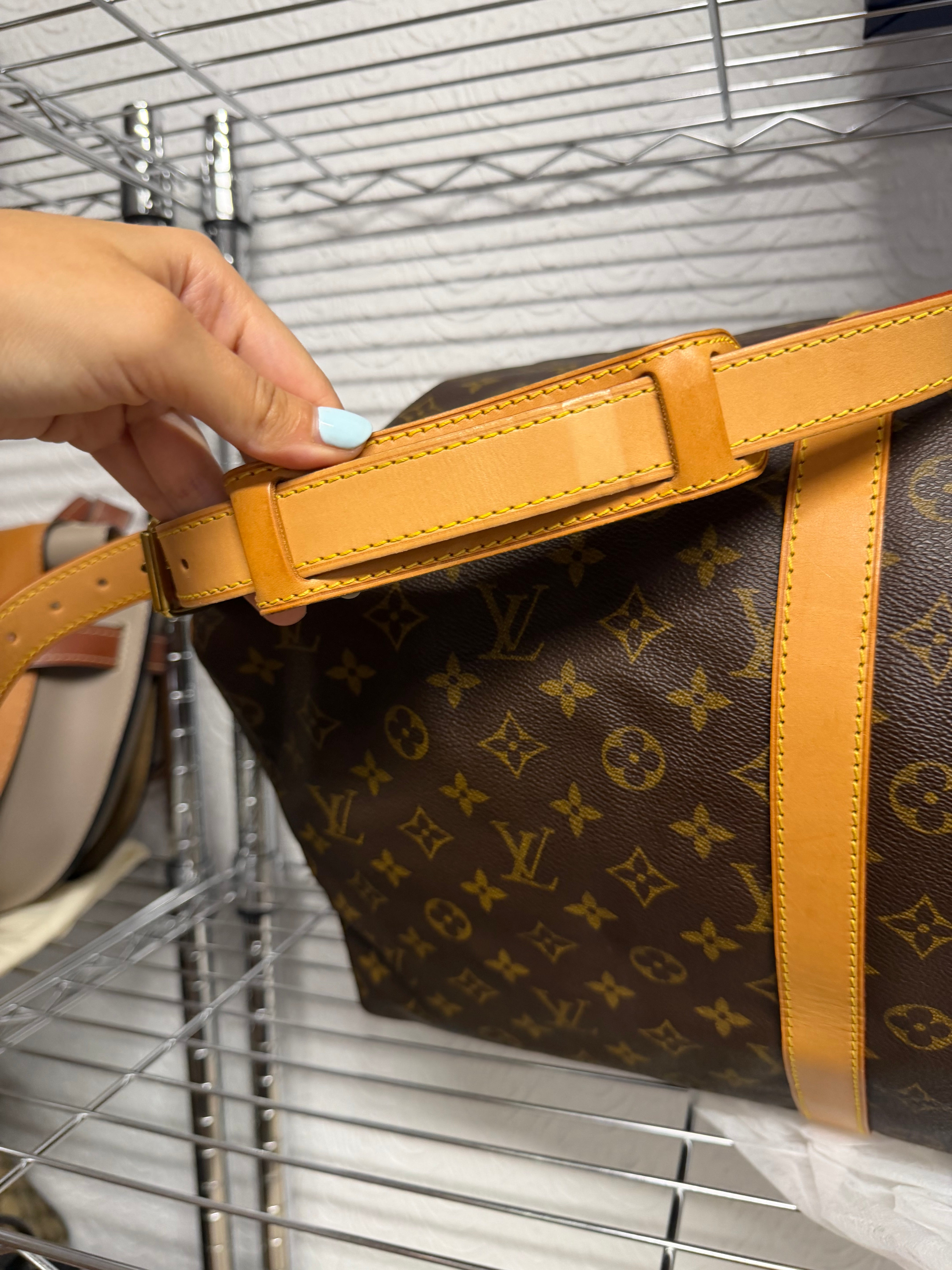 Louis Vuitton Keepall Bandoulière 55 Monogram