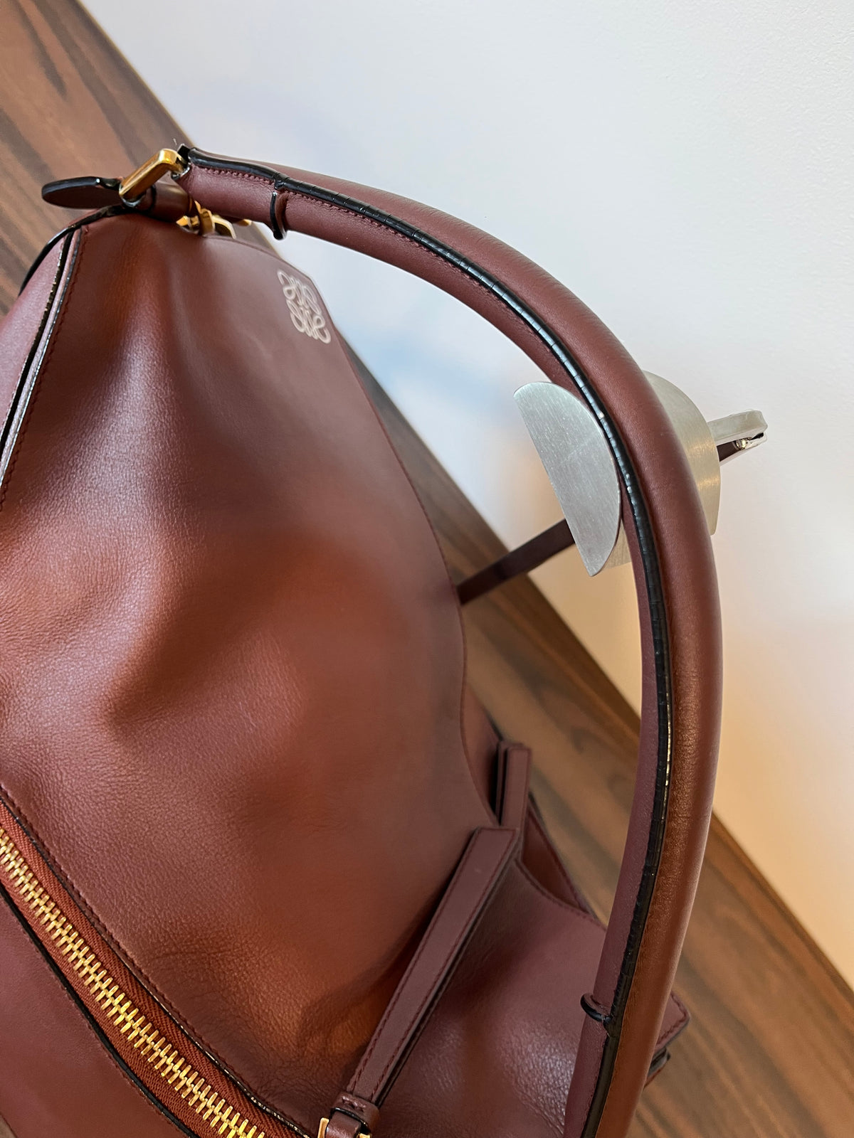 Loewe Puzzle Grande Piel Marrón Oscuro Teja · Herrajes Dorados · con Bandolera