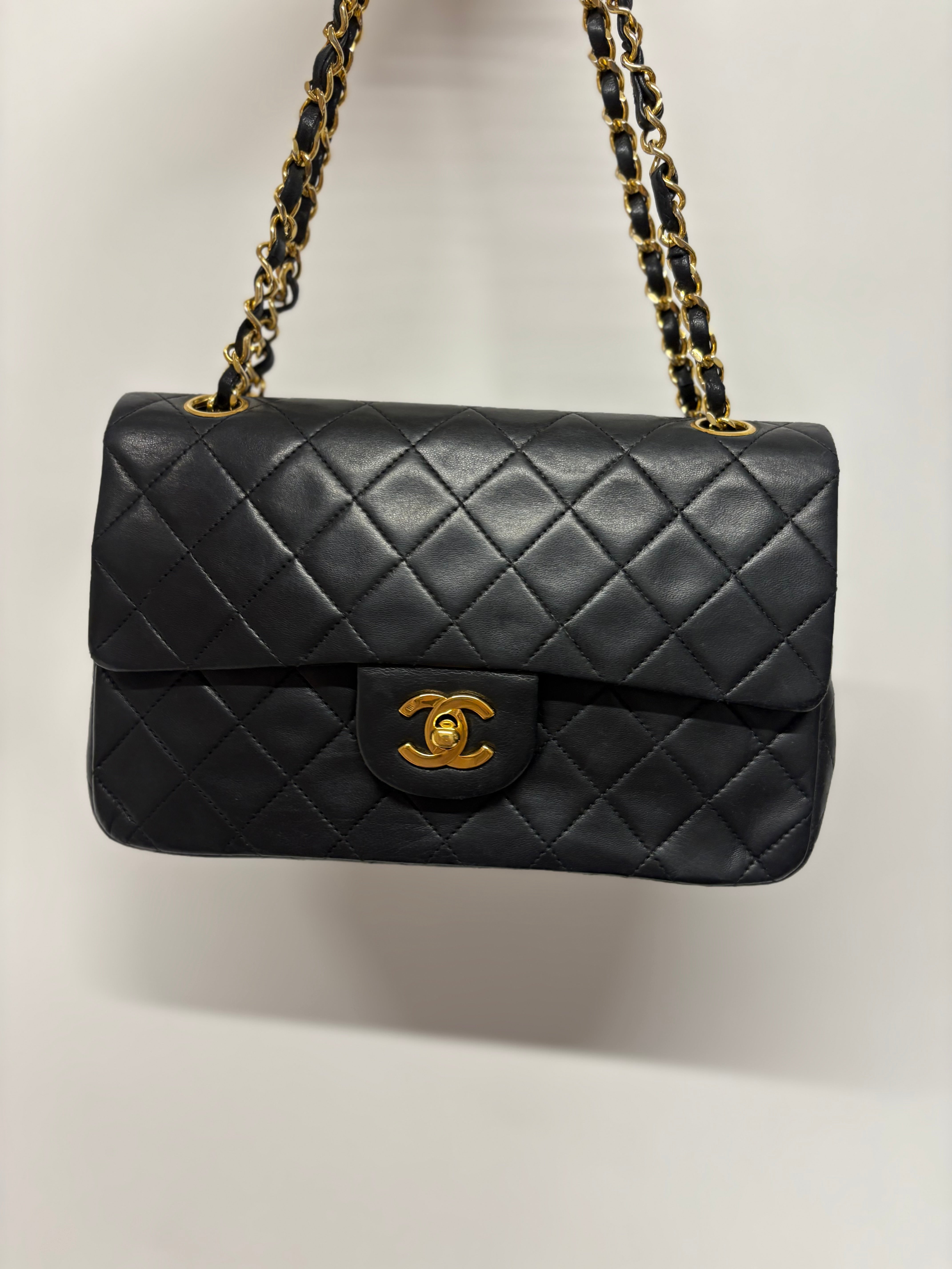 Chanel timeless 23 doble flap negro serie 1
