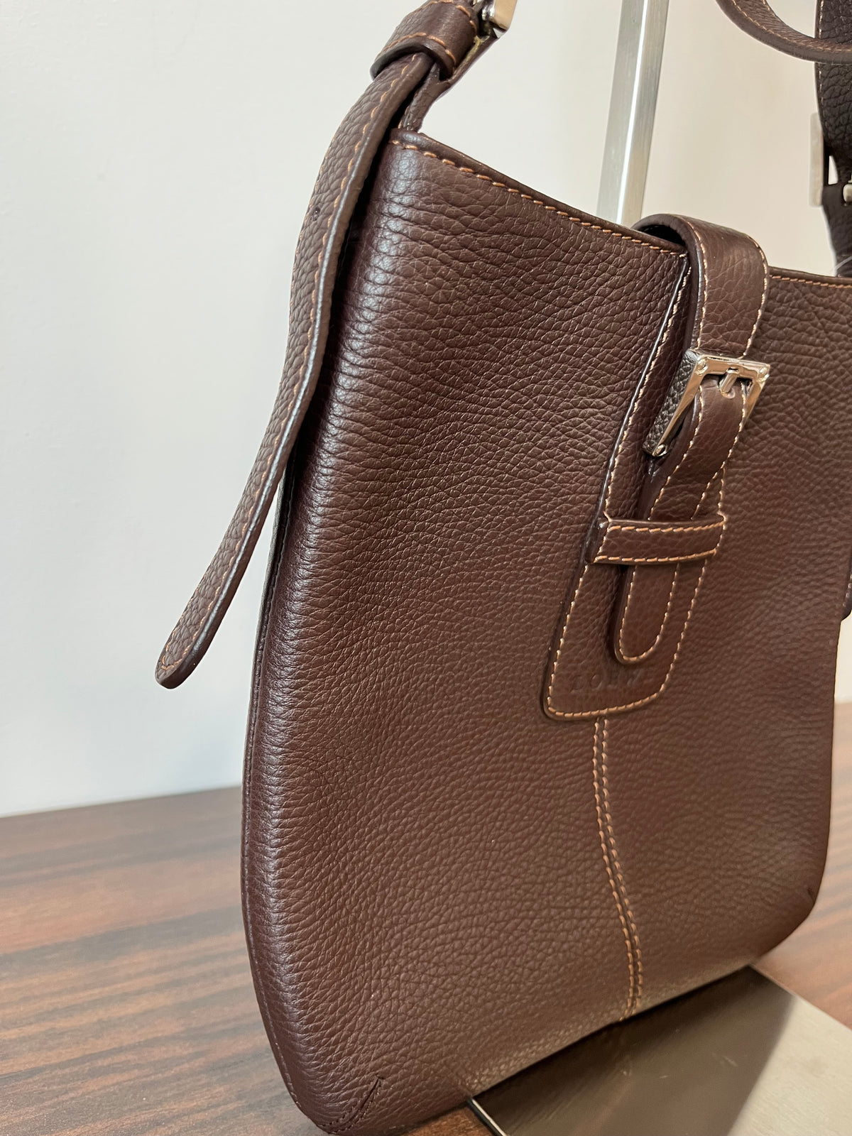 Loewe Senda Bandolera Piel Marrón Burdeos con Hebilla