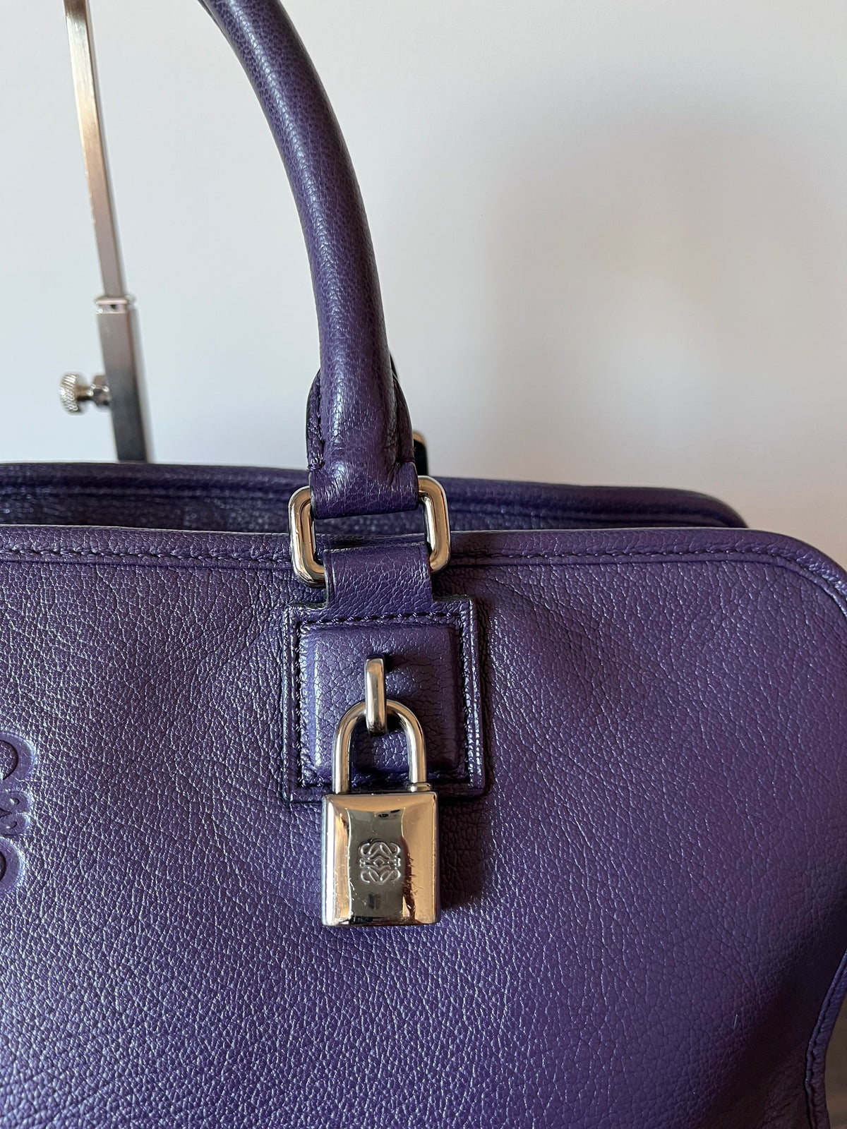 Loewe Amazona 36 Piel Morada · Herrajes Plata