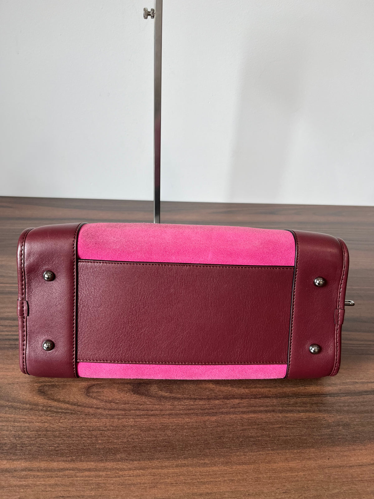 Loewe Amazona 28 Tricolor Ante Fucsia, Azul y Piel Burdeos