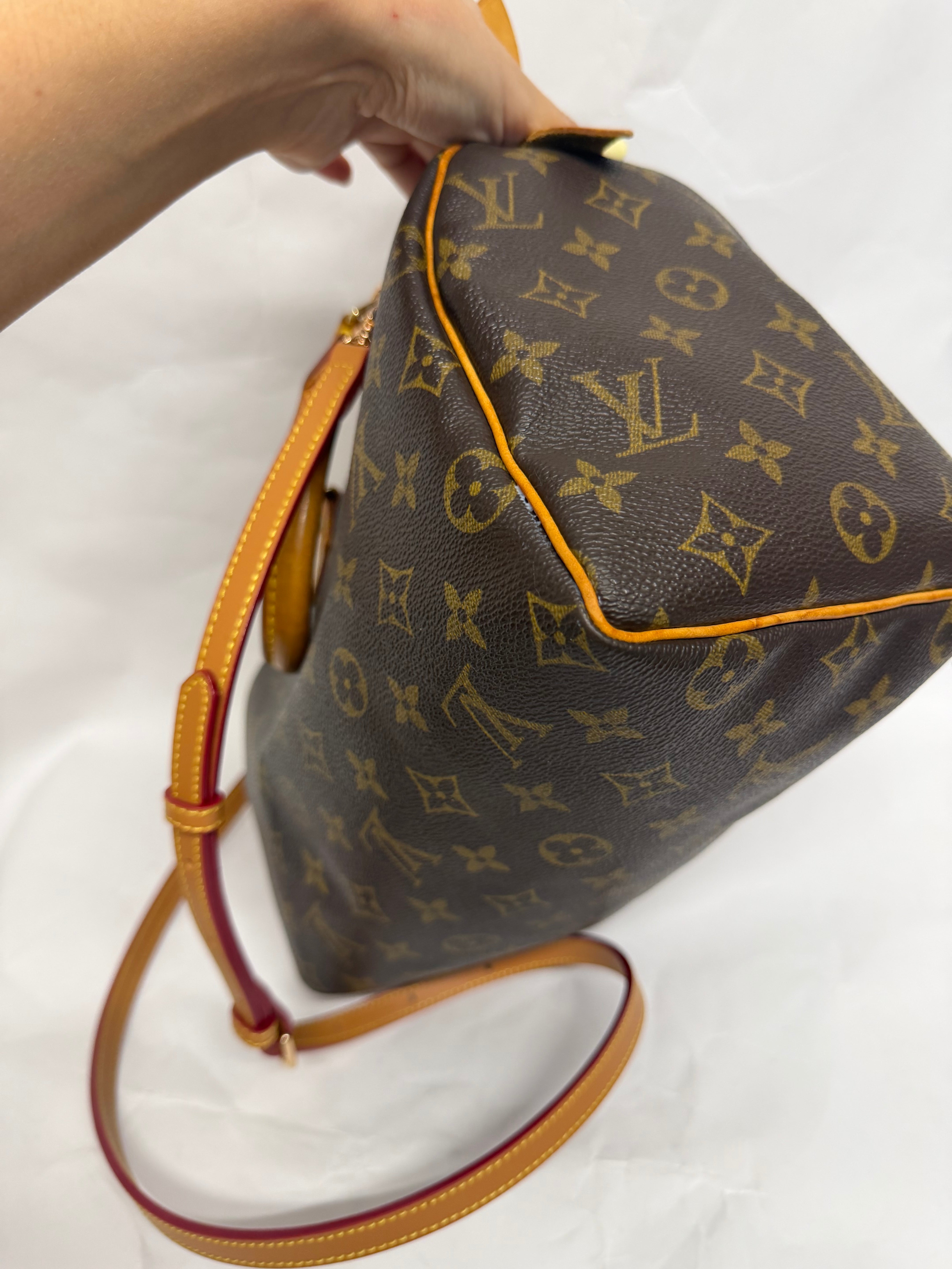 Louis Vuitton Speedy 25 Monogram  SP0044