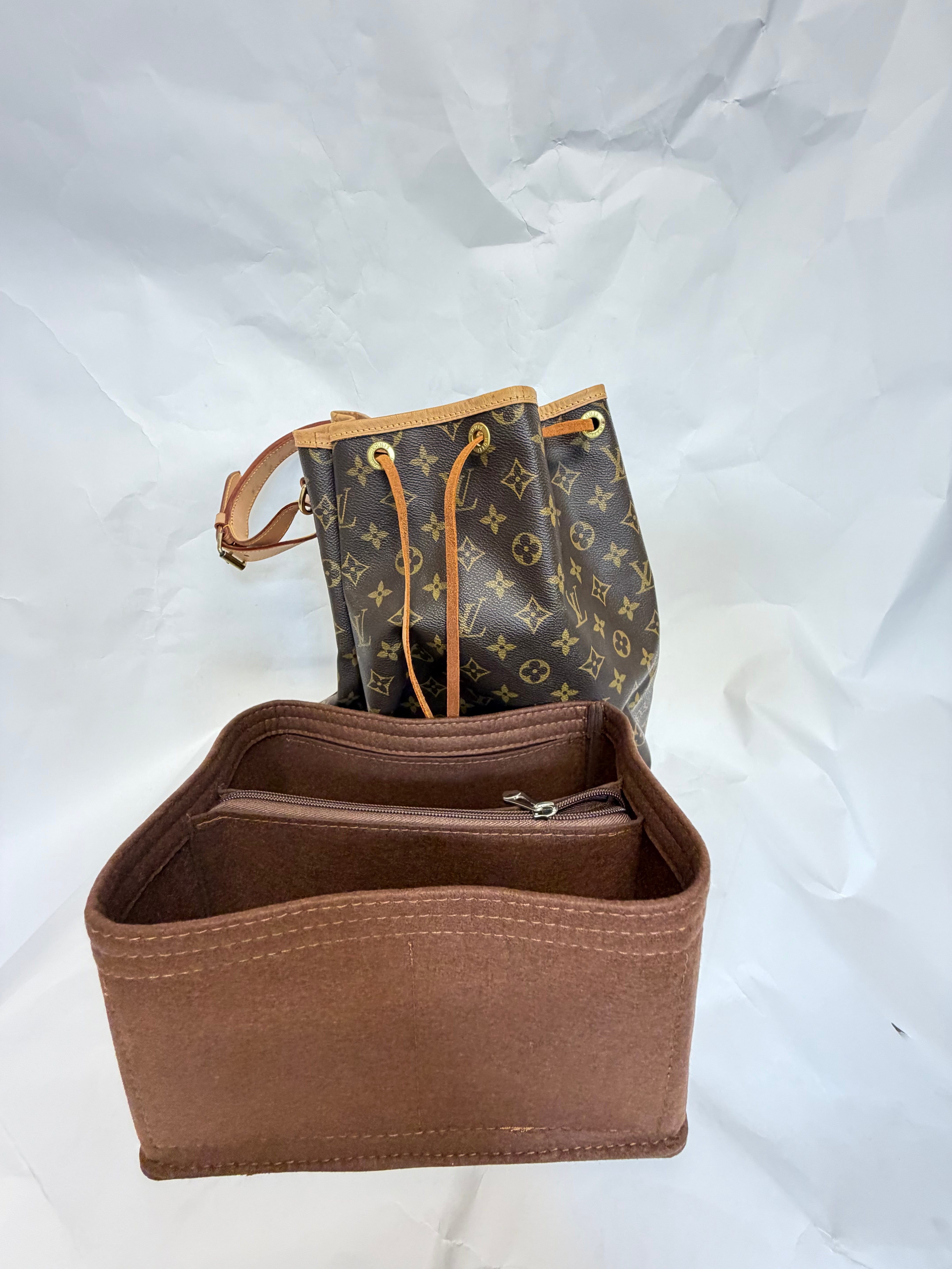 Louis Vuitton Noé clásico grande Monogram