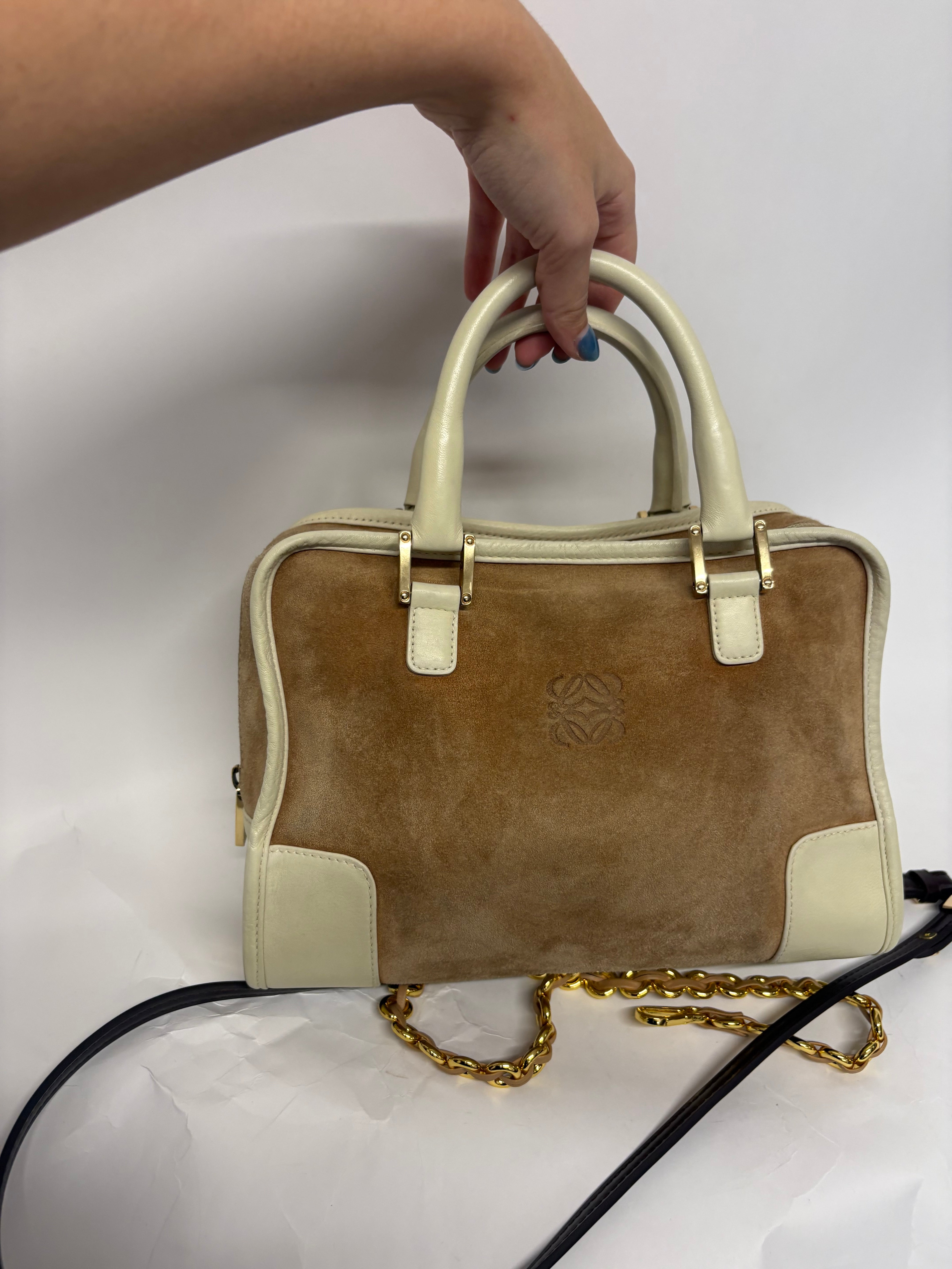 Loewe Amazona 28 blanco y ante oro 2 bandoleras