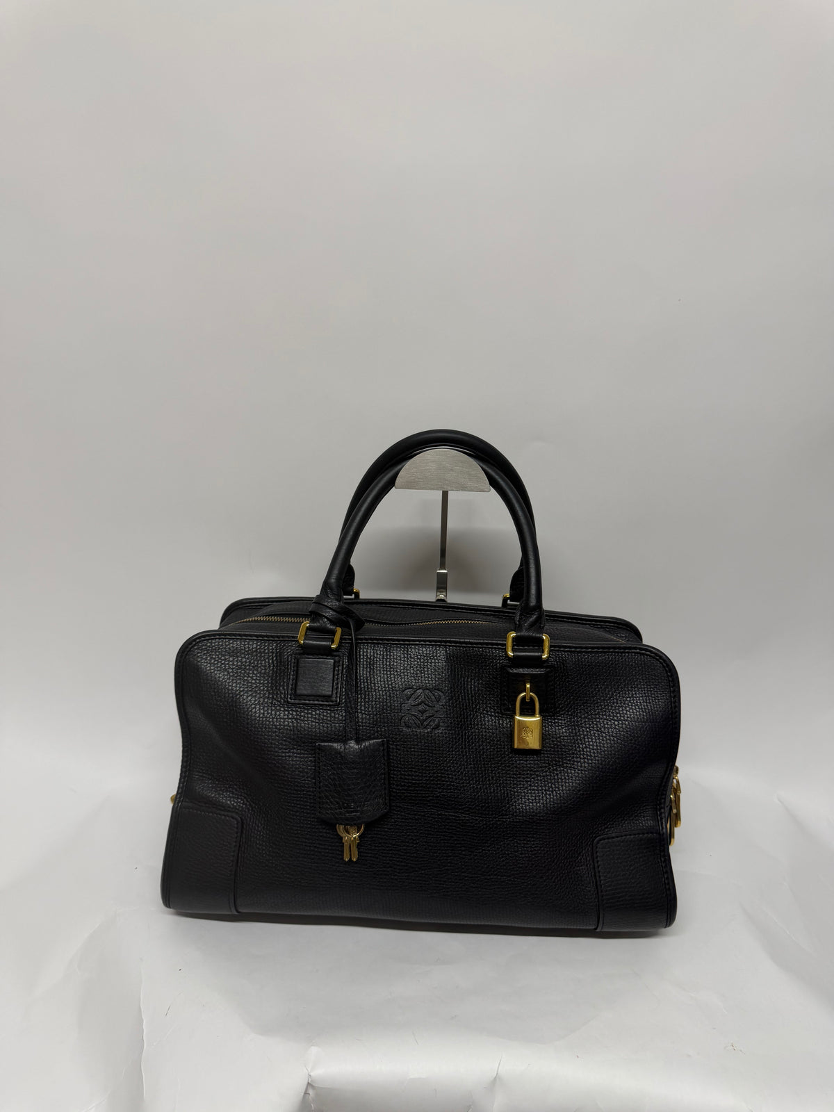 Loewe Amazona Negra Herrajes Dorados
