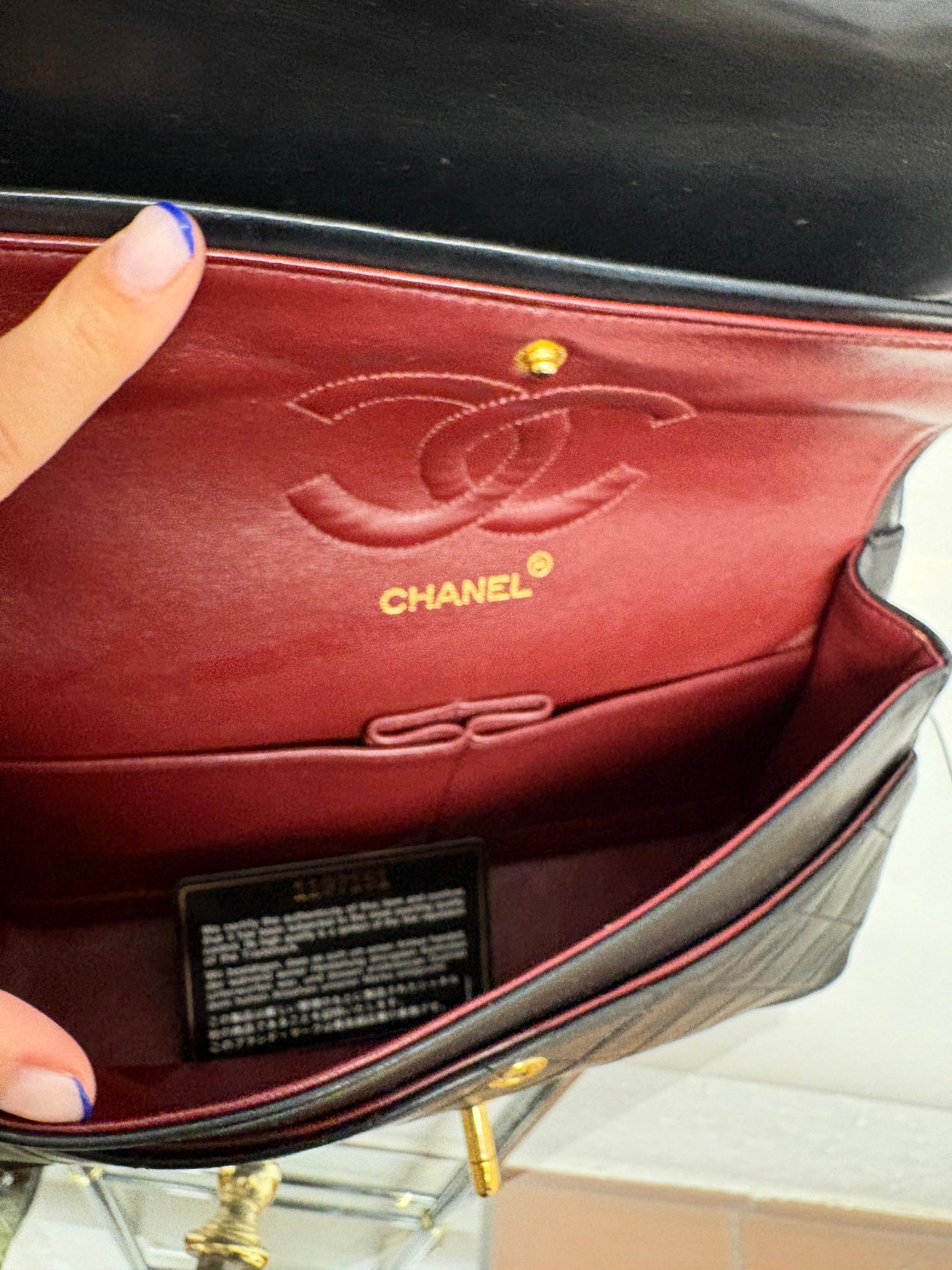 Chanel timeless 25 doble flap Matelassé Lambskin Negro · Serie 1