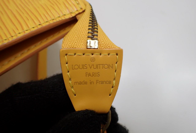 LV Epi Amarillo Pochette Tassili Yellow