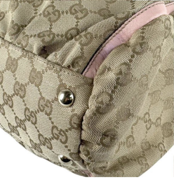Gucci Abbey Hobo Beige con Asas en Rosa