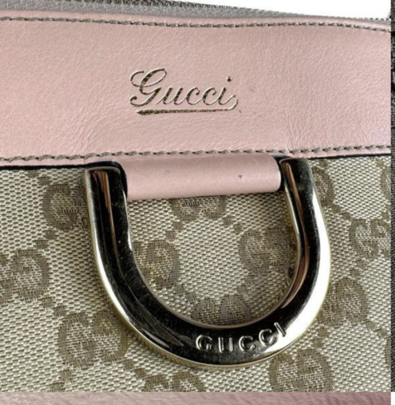 Gucci Abbey Hobo Beige con Asas en Rosa